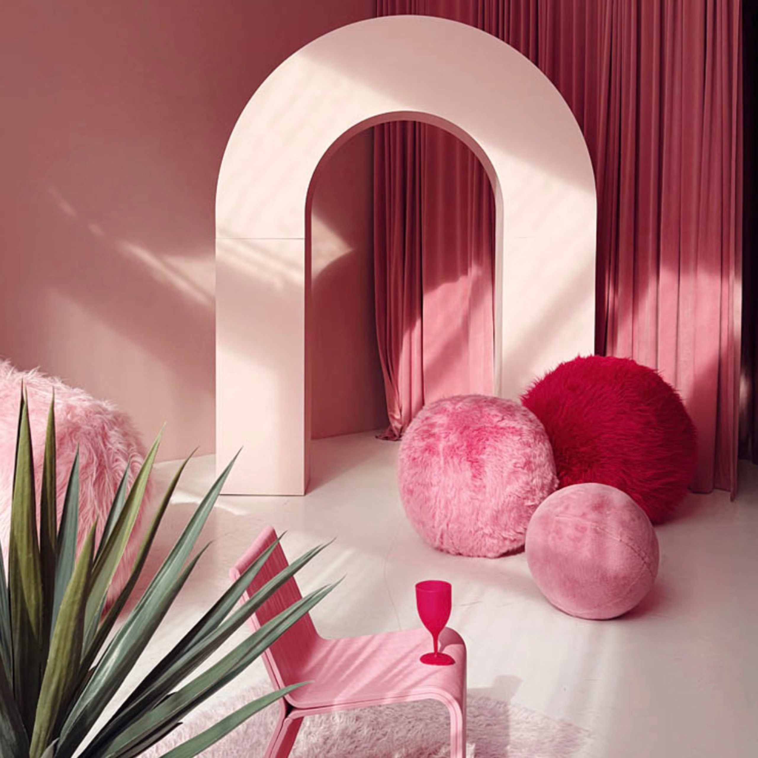 Лучшие фотостудии Москвы 2025. Commercial photographer | Anton Ermakov