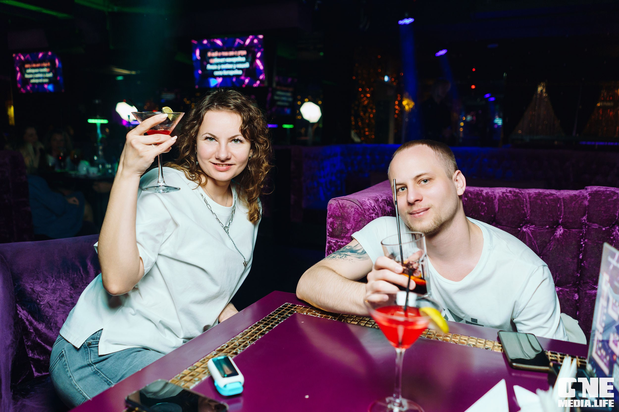 Фоторепортаж из караоке-клуба Эйфория. One Media Life: фоторепортажи, фотоотчеты с мероприятий и заведений