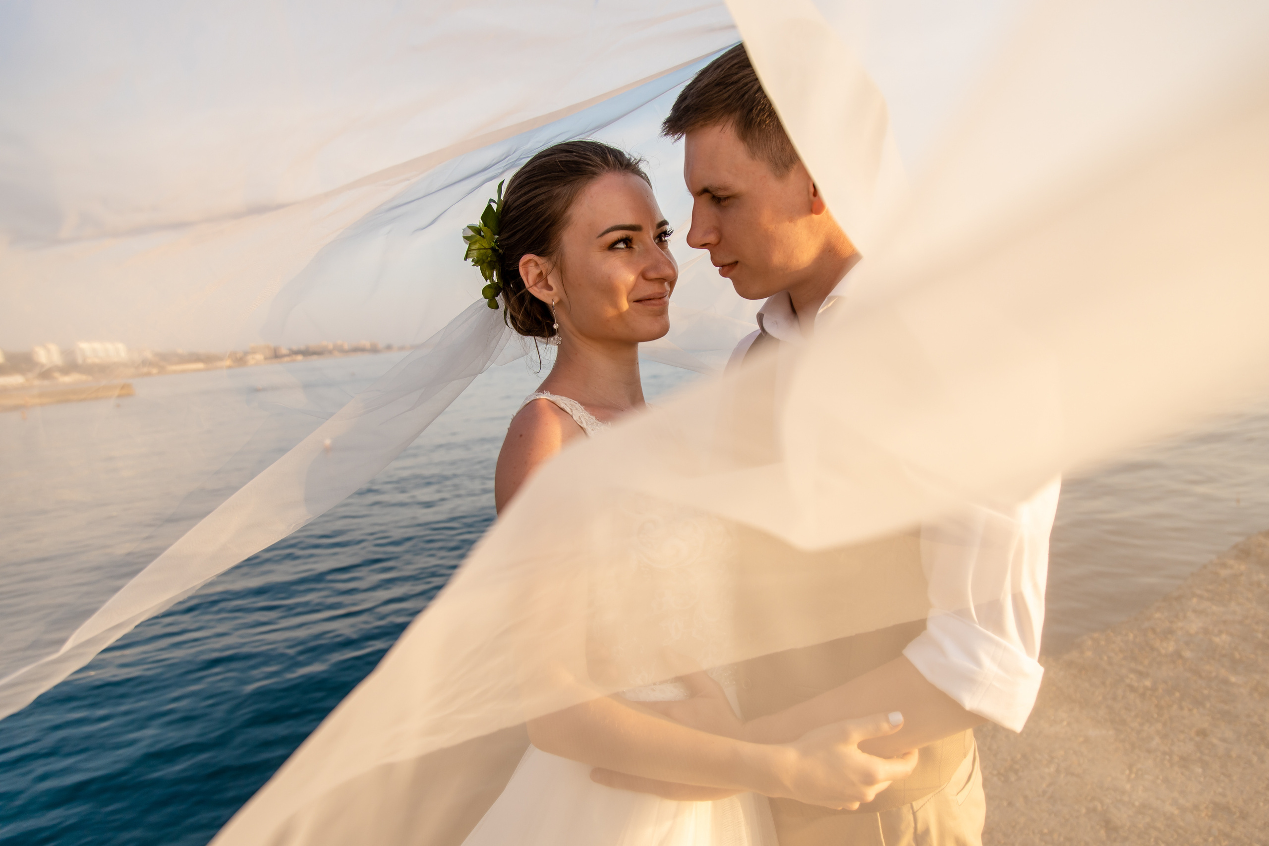 Невеста и Жених на фотосессии в Сочи.