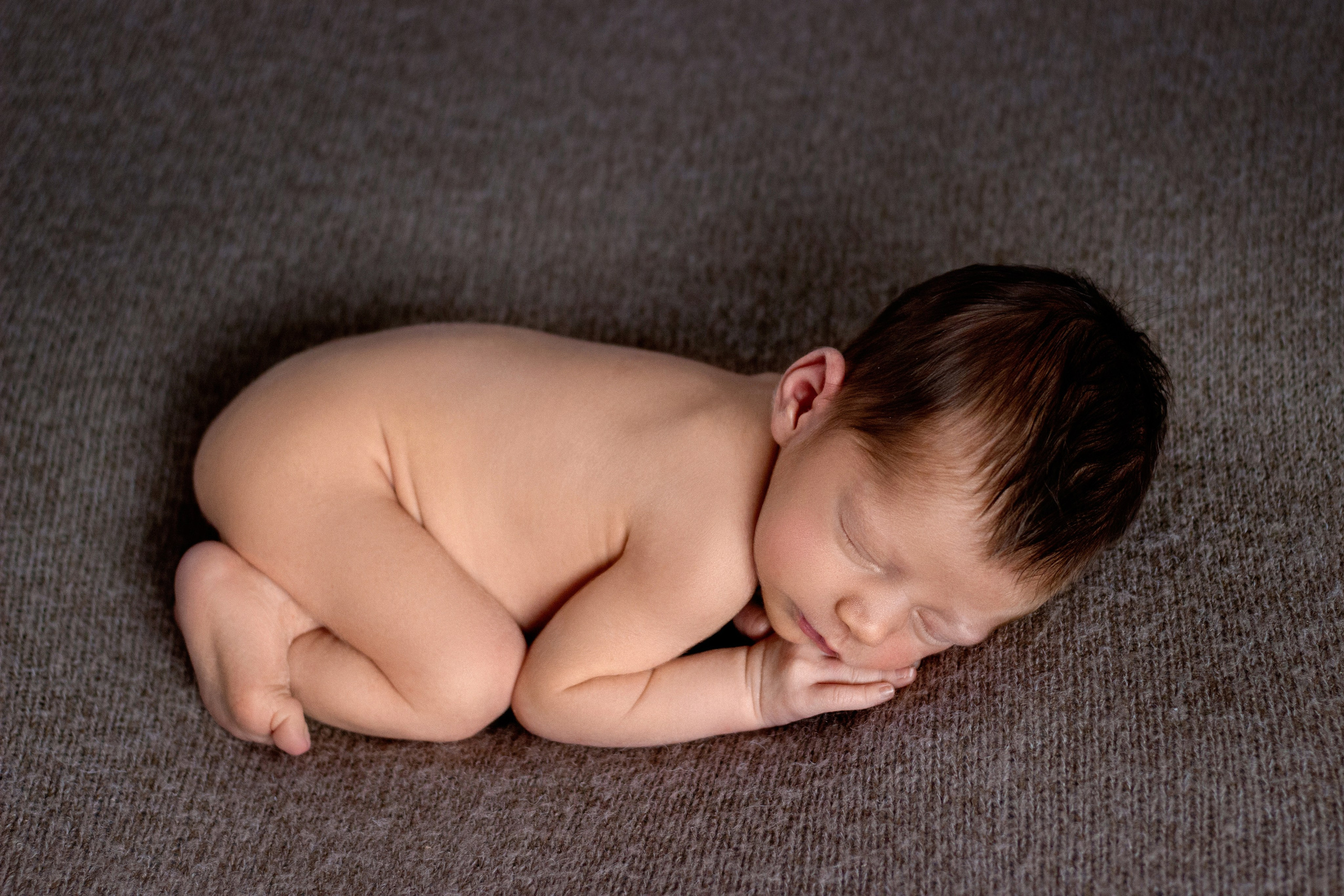 Семейная фотосессия миниатюрного малыша