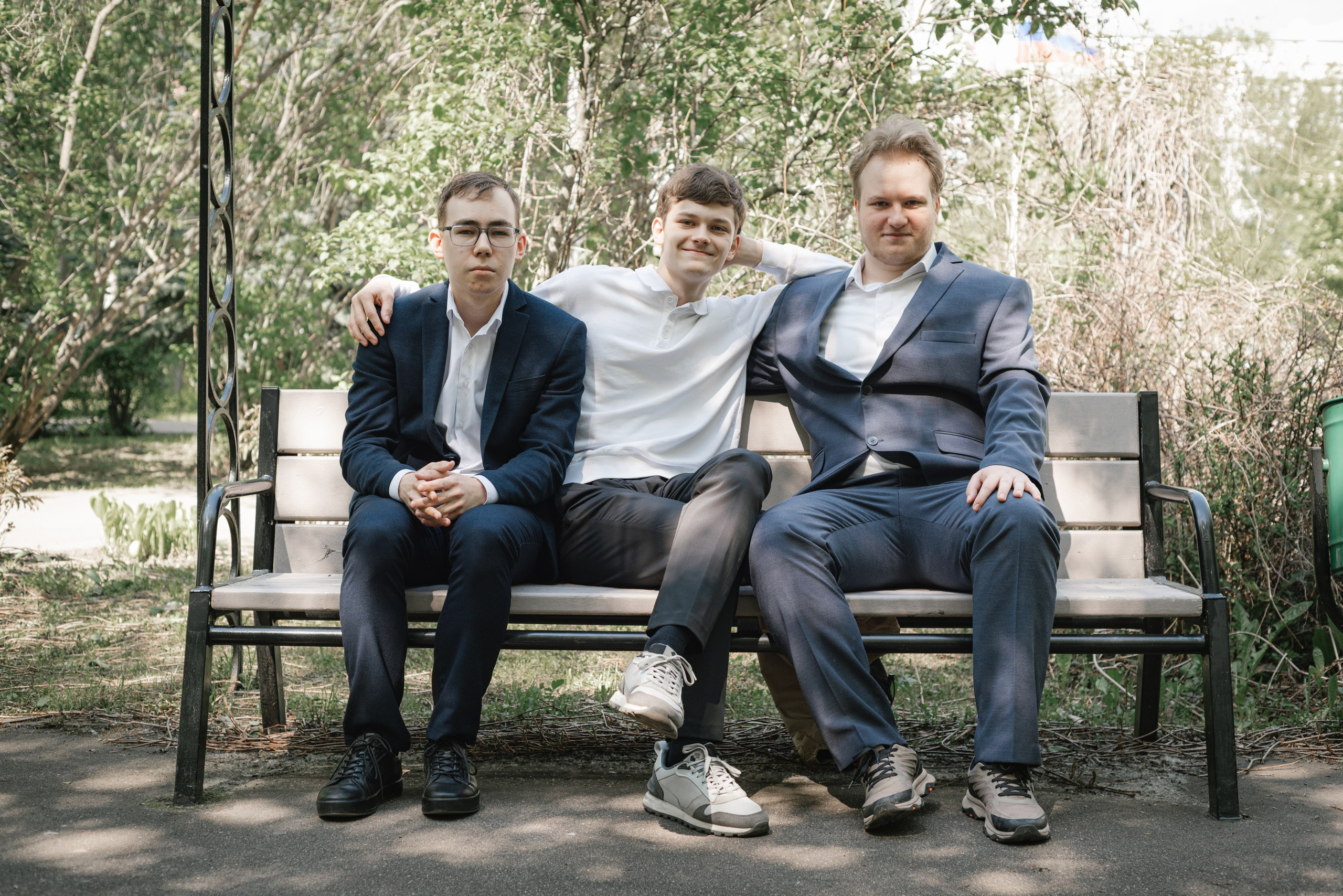 Выпускной альбом 9А класса — фотосессия, видео, репортаж и пожелания в Москве. MILATE — выпускные альбомы, фотосессии и видео в Москве