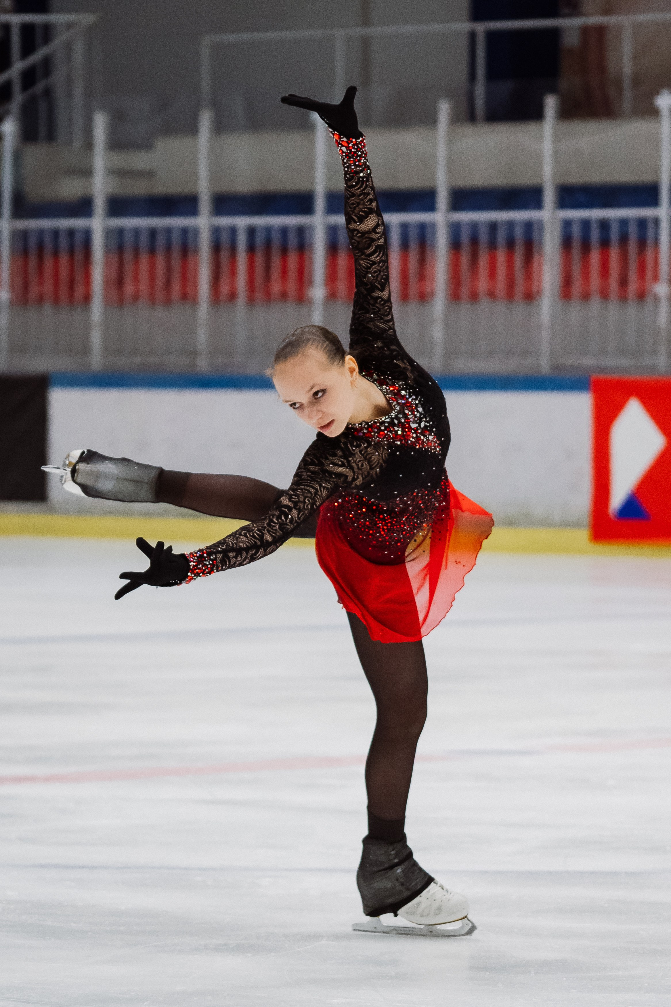 Первенство ДФО и СФО по фигурному катанию на коньках г. Искитим. Воробьева Ксения — Спортивный и танцевальный фотограф Новосибирск