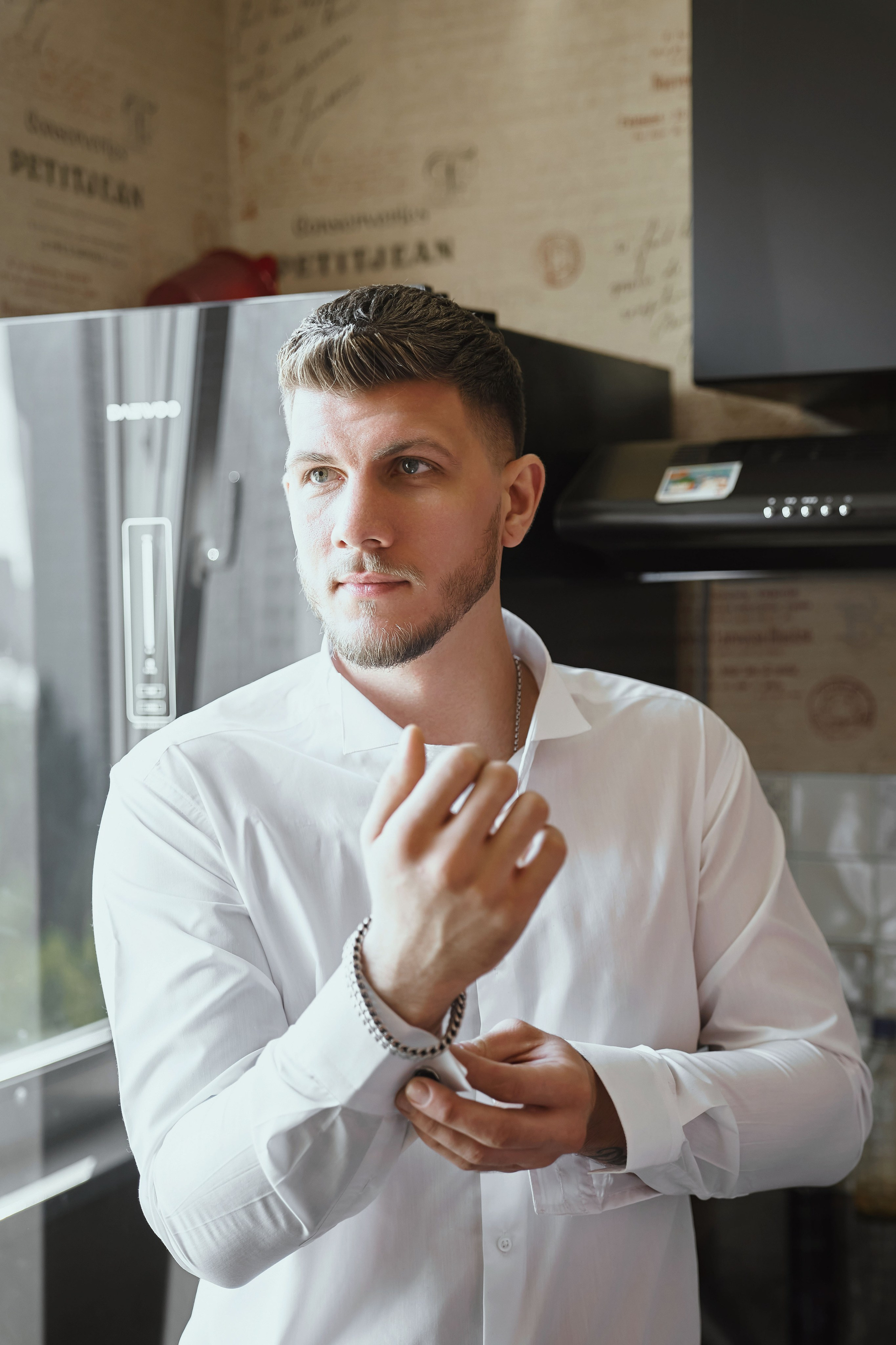 Свадебная фотосессия Дмитрия и Виты на Поклонной горе в парке Победы Москвы