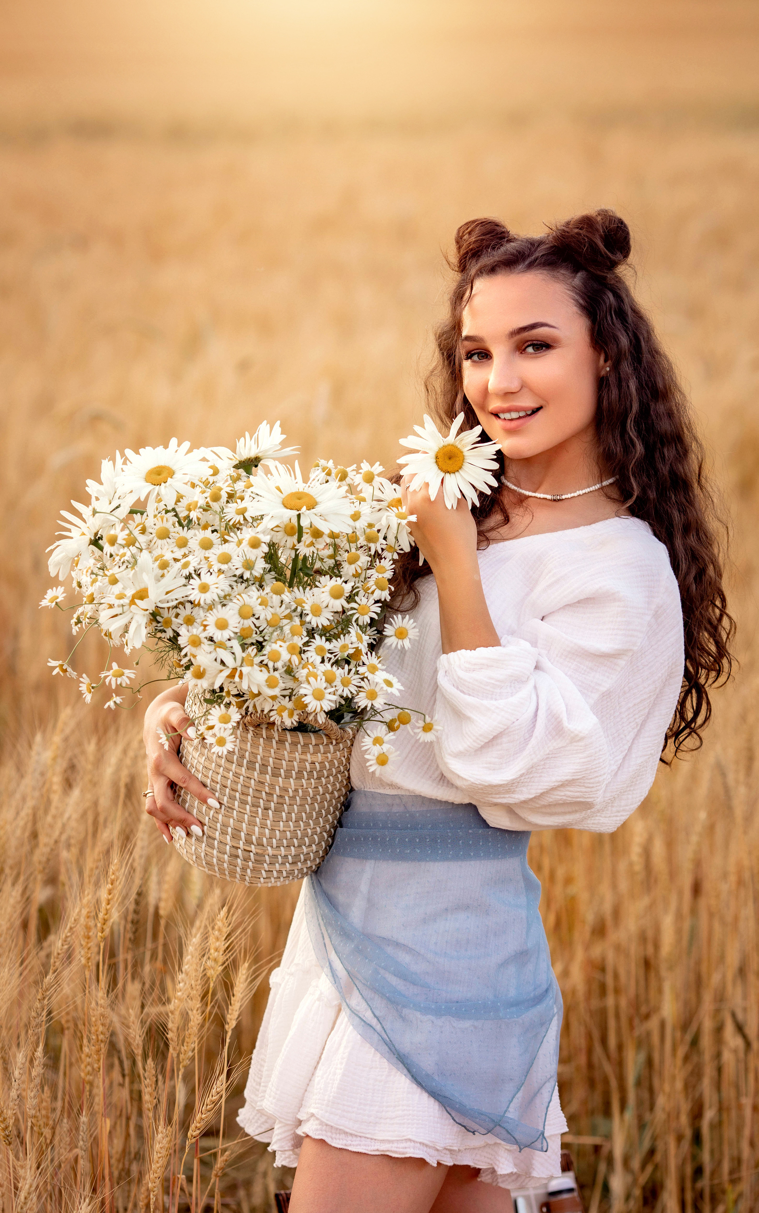 Фотосессия в Пшенице для Марии и ее семьи. Детский и семейный фотограф с животными в Москве Гурьева Надежда