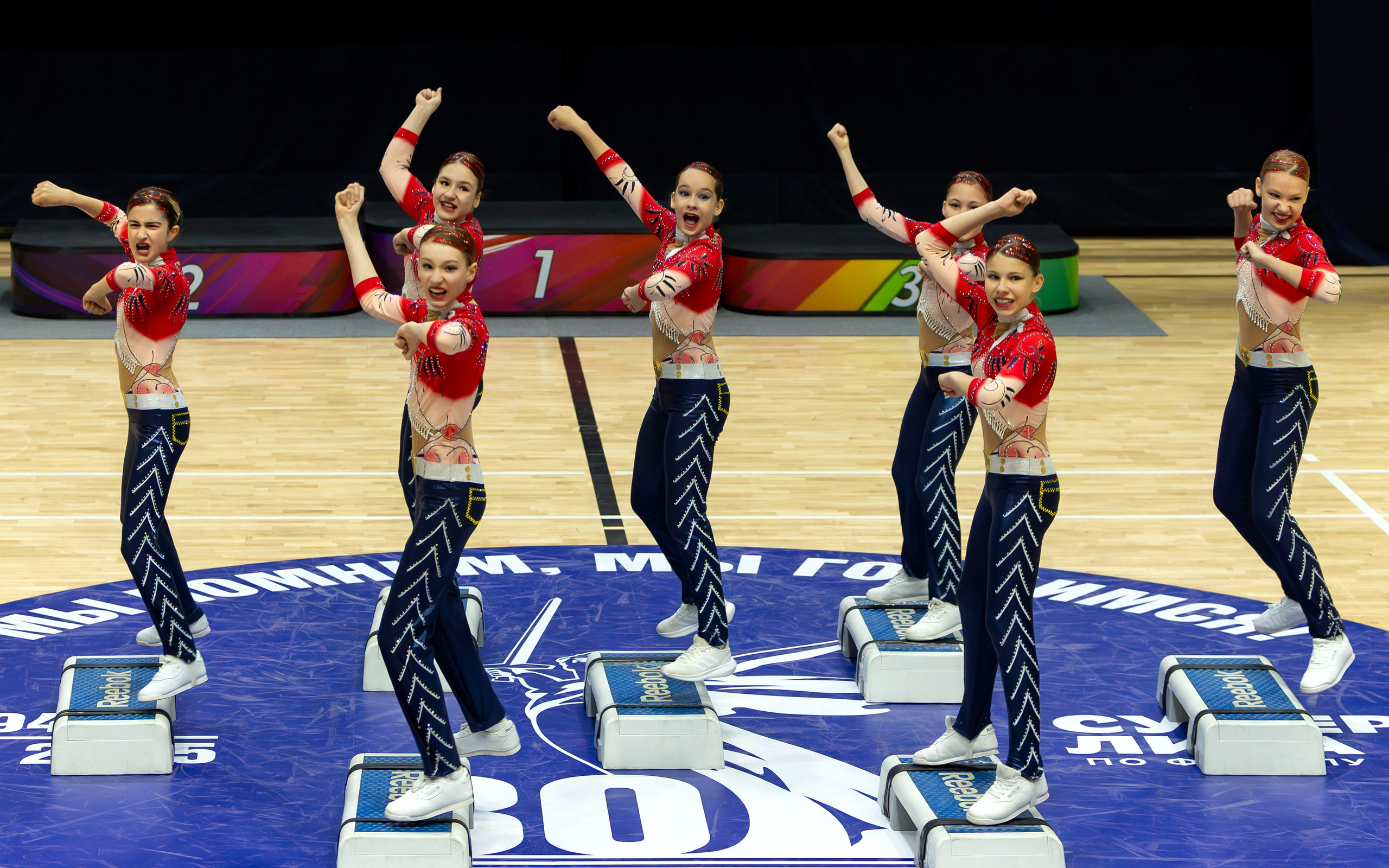 Фестиваль по фитнес-аэробике «Облачко» дисциплина «Степ-аэробика». Выпускные альбомы и школьный фотограф в Подольске, Троицке, Щербинке, Москве и Московской области