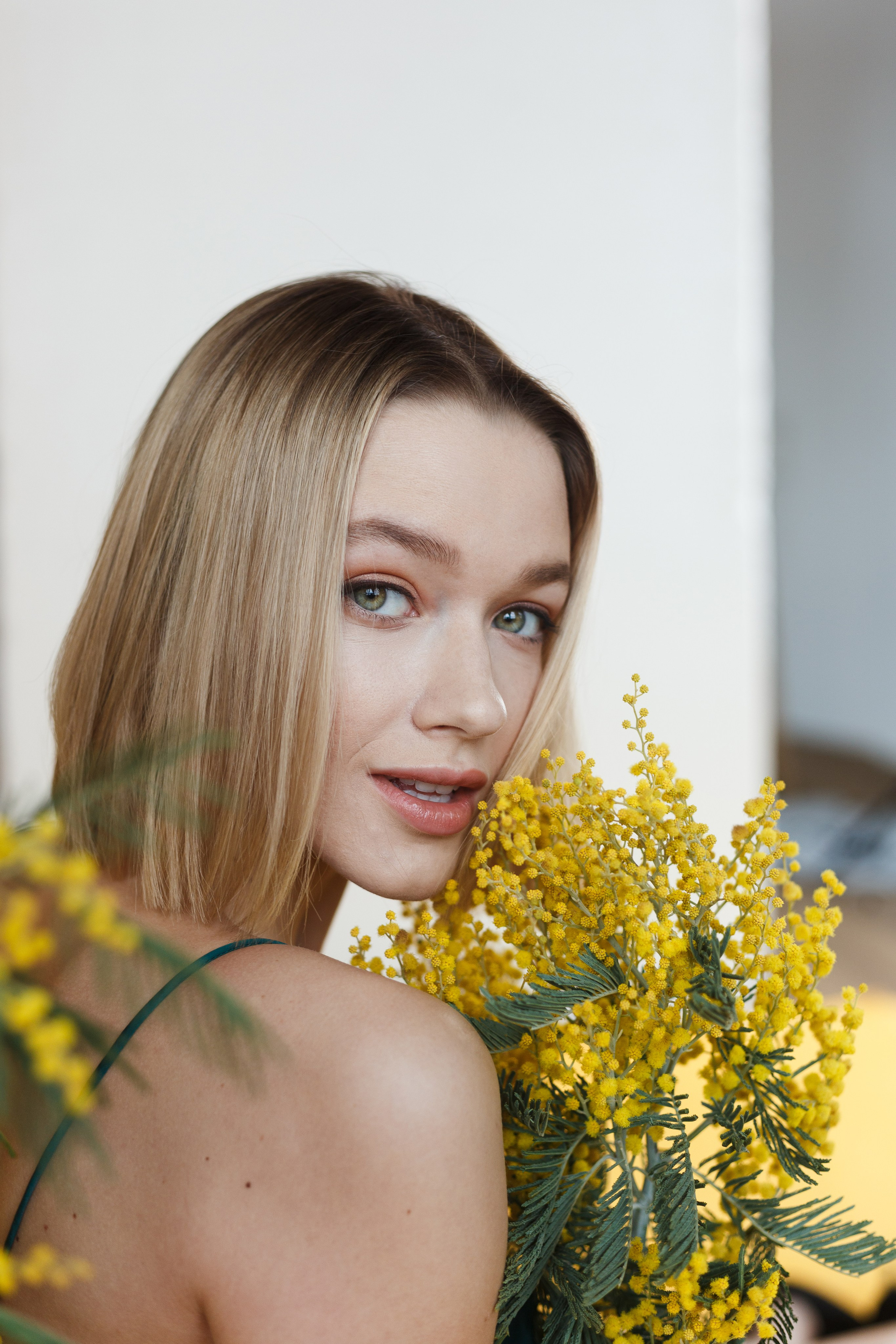 Фотосессии с живыми цветами в Железнодорожном