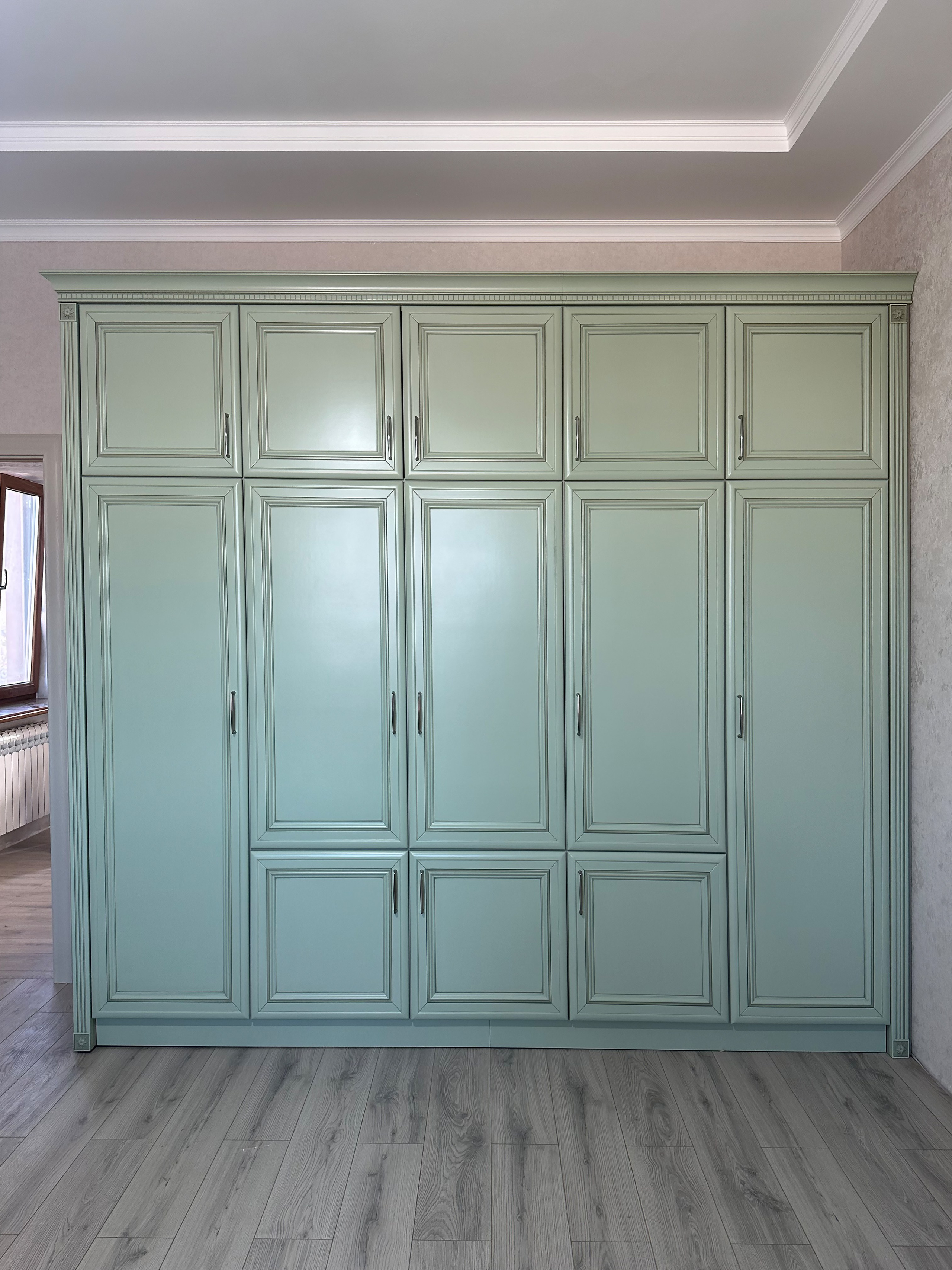 Спальни и гостиные. Мебель на заказ в Евпатории