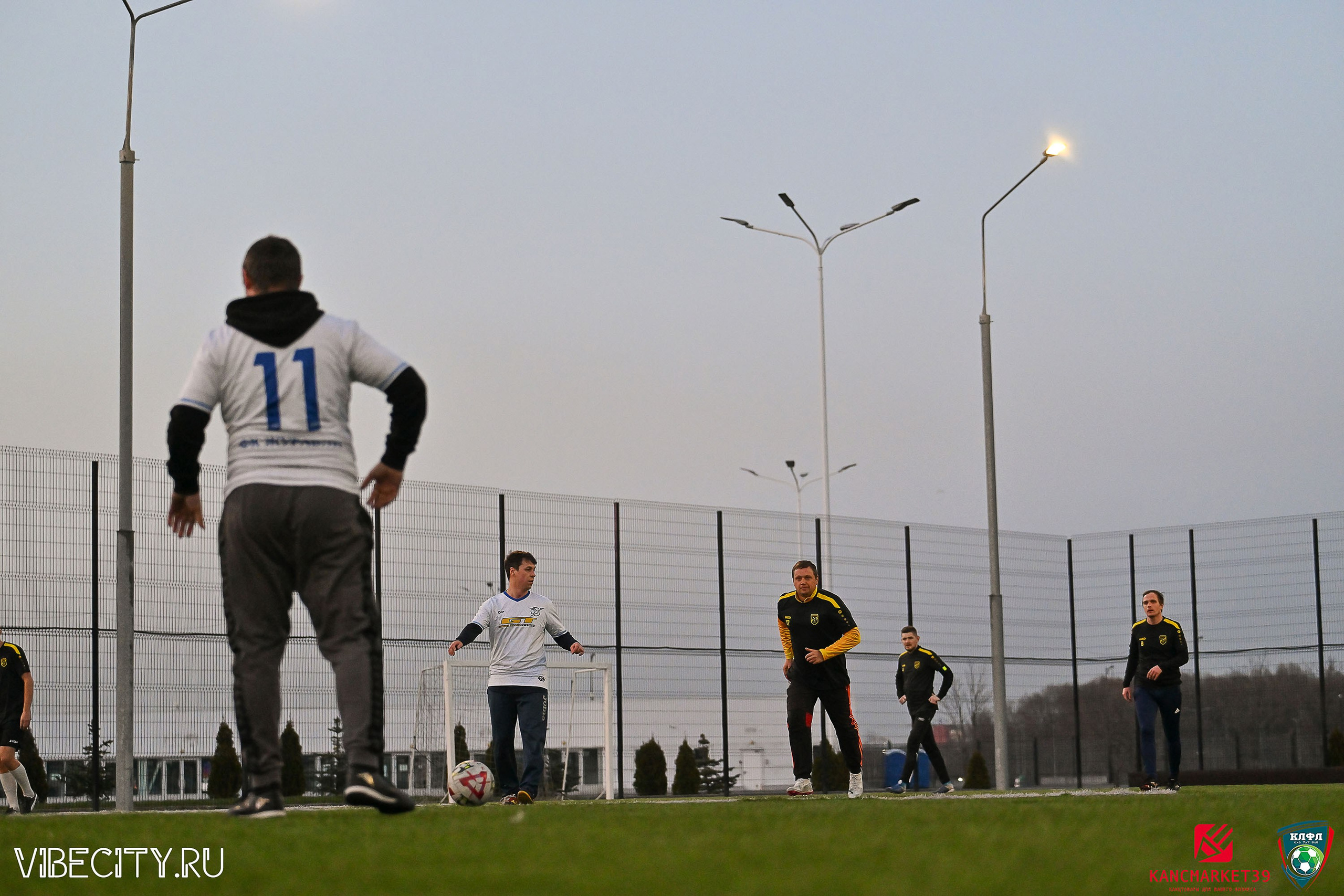 XX ЧЕМПИОНАТ КАЛИНИНГРАДСКОЙ ЛФЛ КАНЦМАРКЕТ39 сезона 2024–2025 гг. VIBECITY.RU Вайб Сити Ру Фоторепортажи Фотоотчеты Калининград