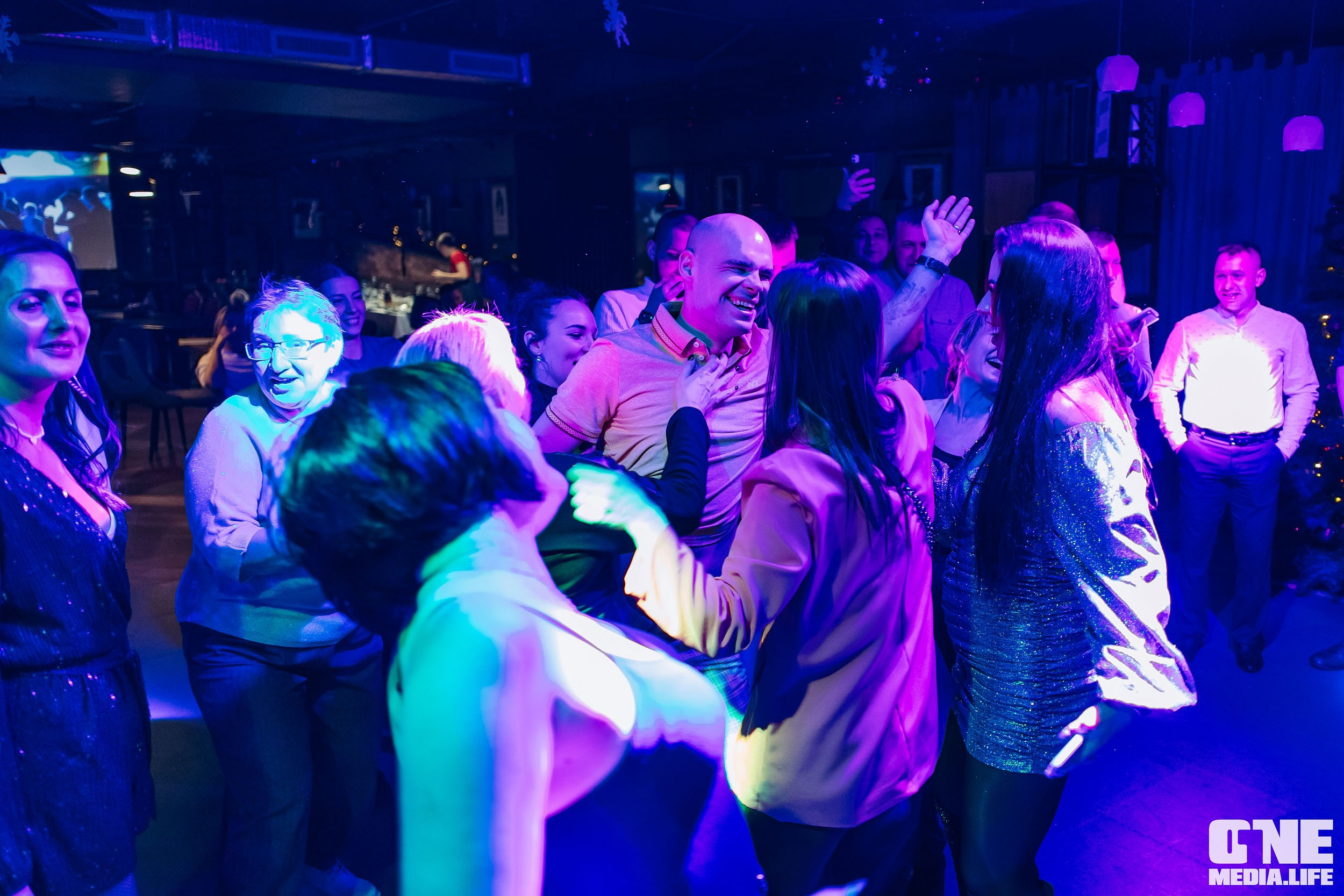 Фоторепортаж из бара Барре. One Media Life: фоторепортажи, фотоотчеты с мероприятий и заведений