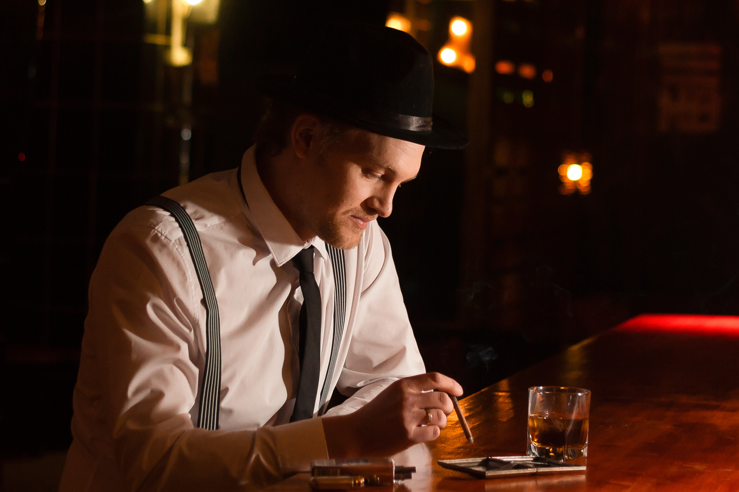 История в баре. Фотографиня Мария Дикова