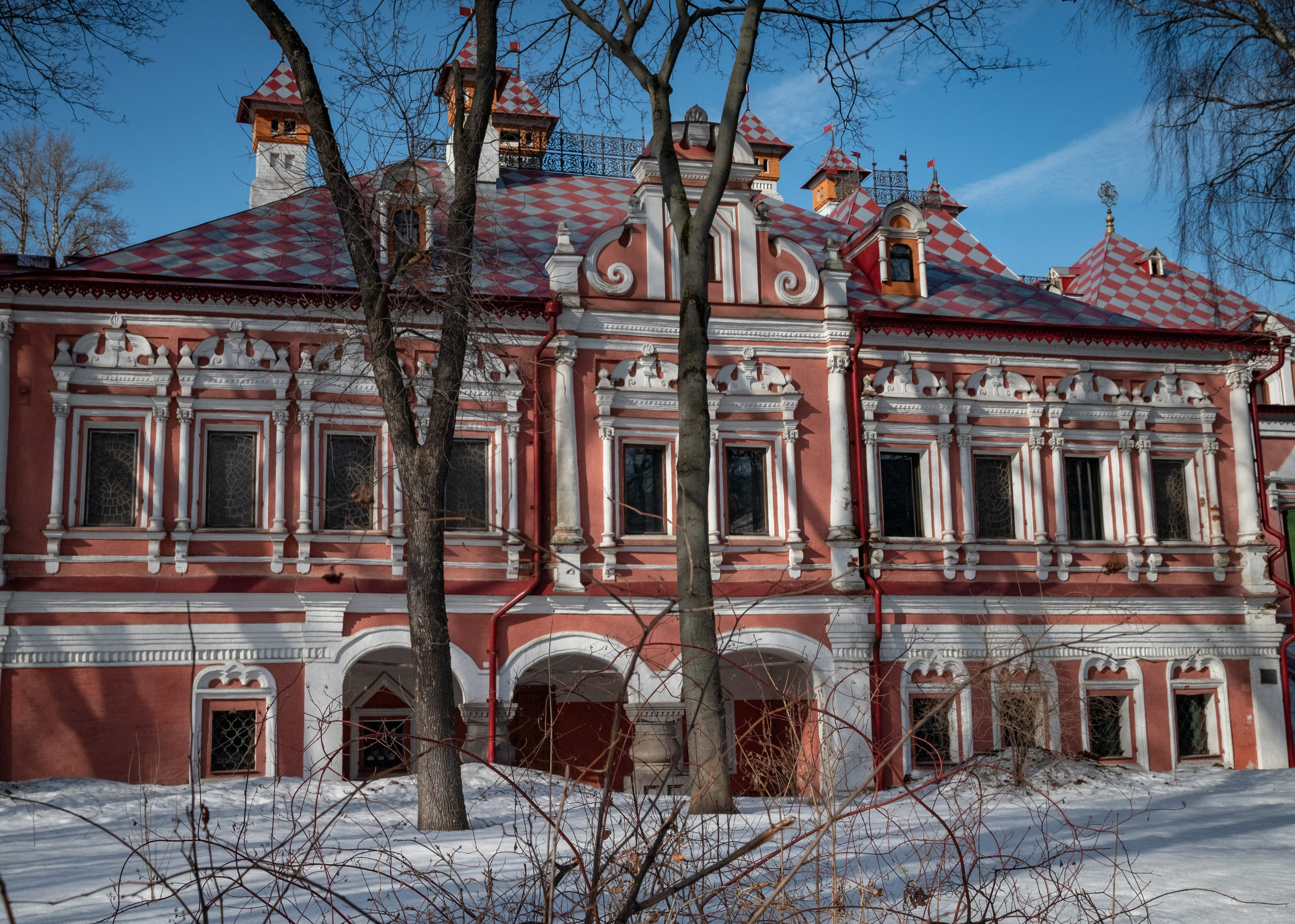 Фотосъемка на экскурсии. П&П — Полезное с Приятным. Фотоэкскурсии — Москва на память. Экскурсовод и фотограф в Москве. Увези столицу в своём альбоме!