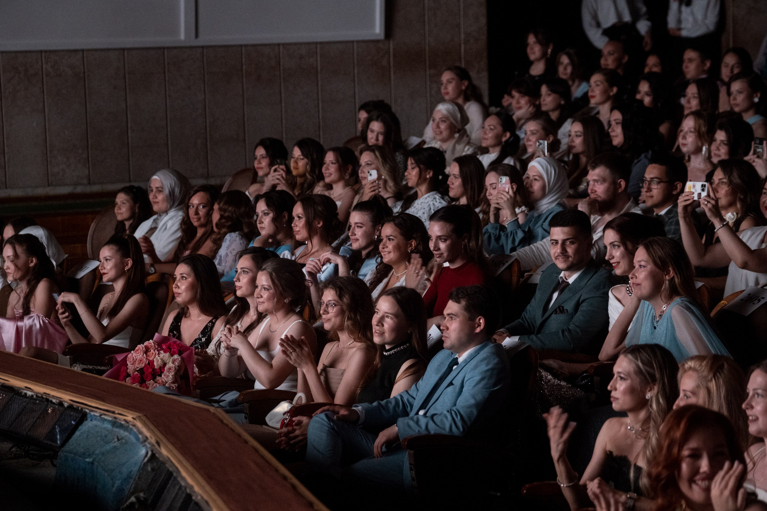 Выпускной Педиатрического факультета КГМУ 2024. Репортажный фотограф в Казани Павел Серпокрылов