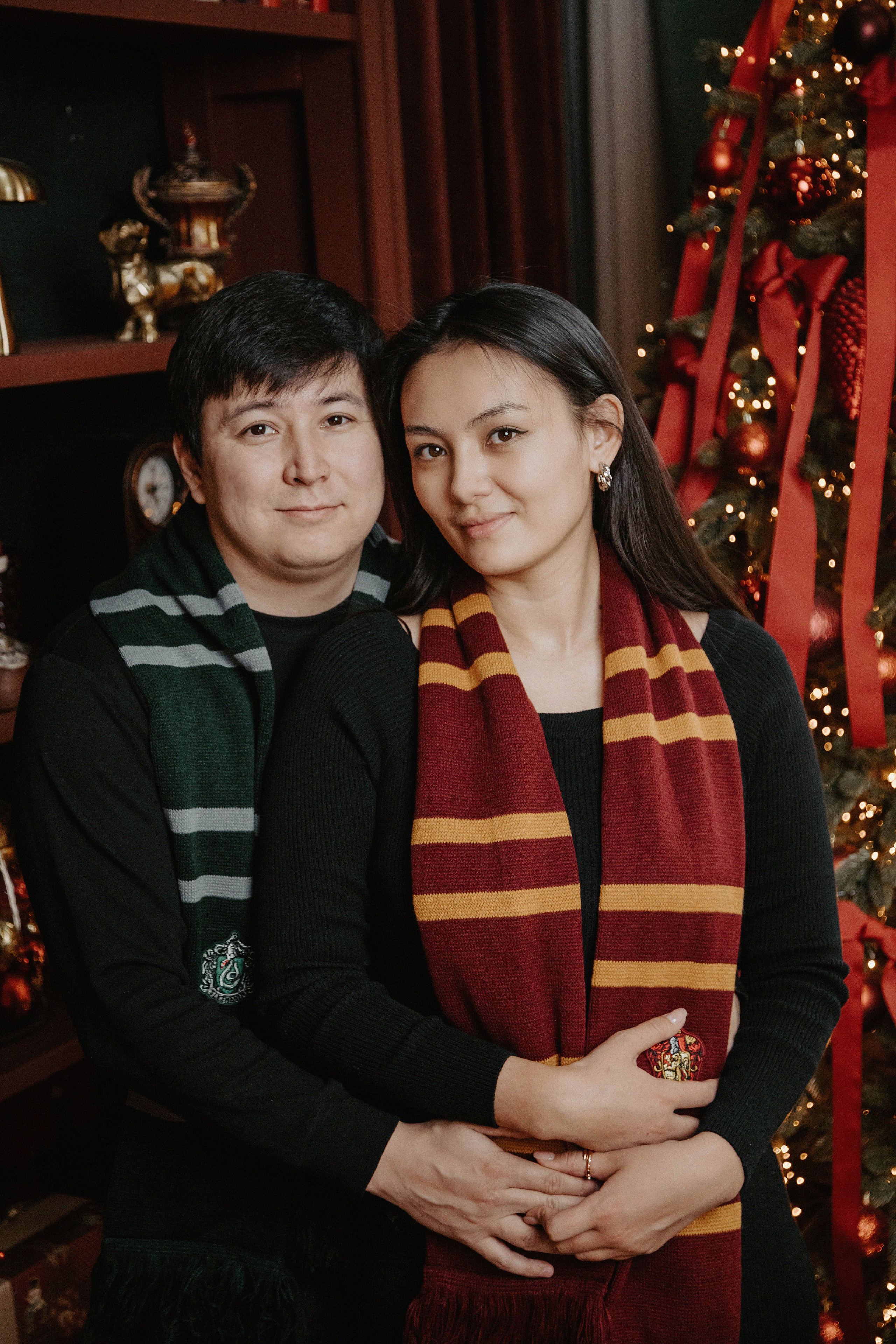 Семейная фотосессия Бахыт, Алем и Берика в фотостудии 2Stula. Свадебный, семейный и портретный фотограф в Алматы, Костанай