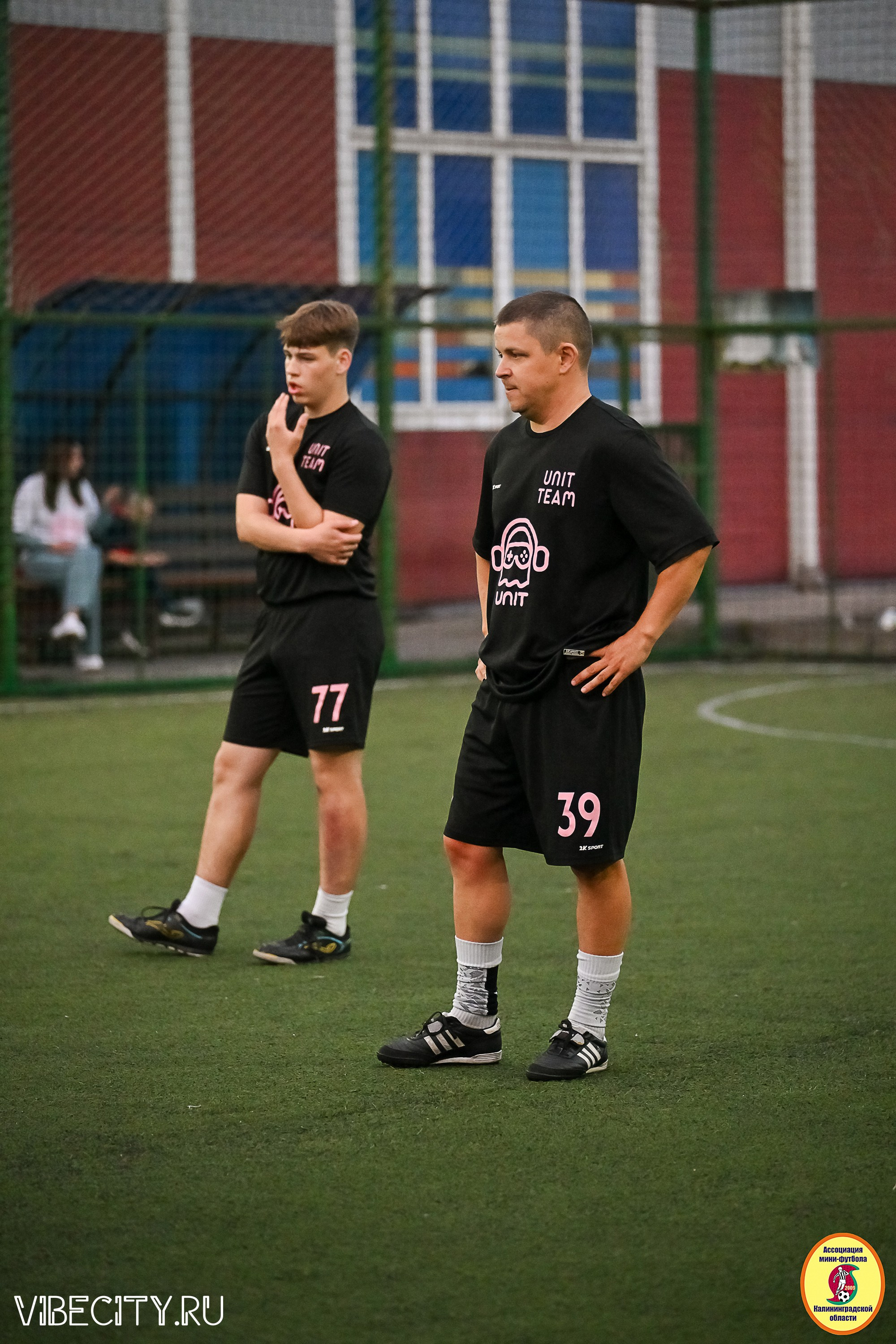 ИГРЫ МИНИ-ФУТБОЛЬНОЙ И КОРПОРАТИВНОЙ ЛИГИ. VIBECITY.RU Вайб Сити Ру Фоторепортажи Фотоотчеты Калининград