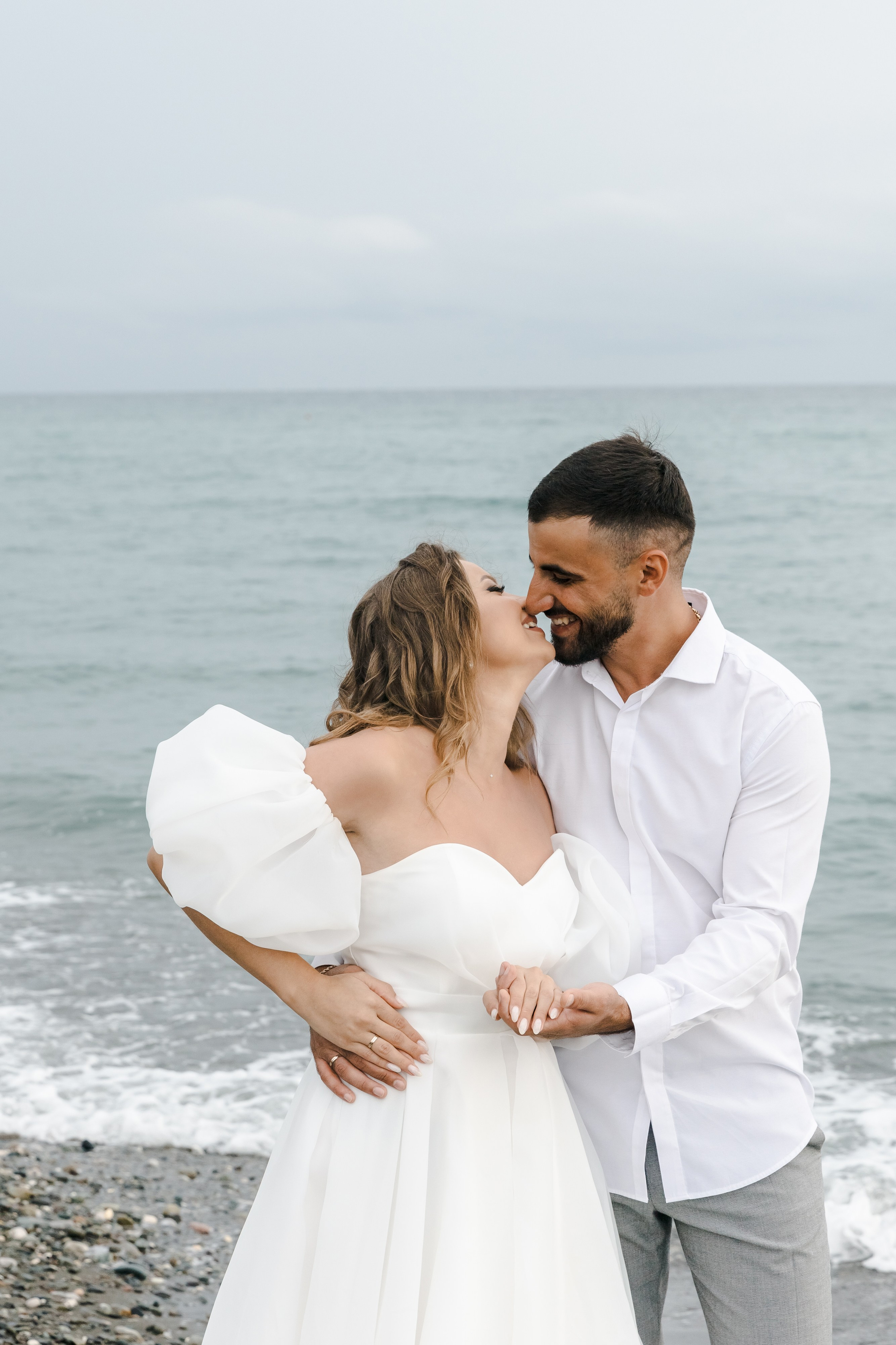 Фотограф Адлер. Идеальная фотосессия на фоне моря. Свадебный фотограф в Абхазии, Сухум, Гагра, Сочи