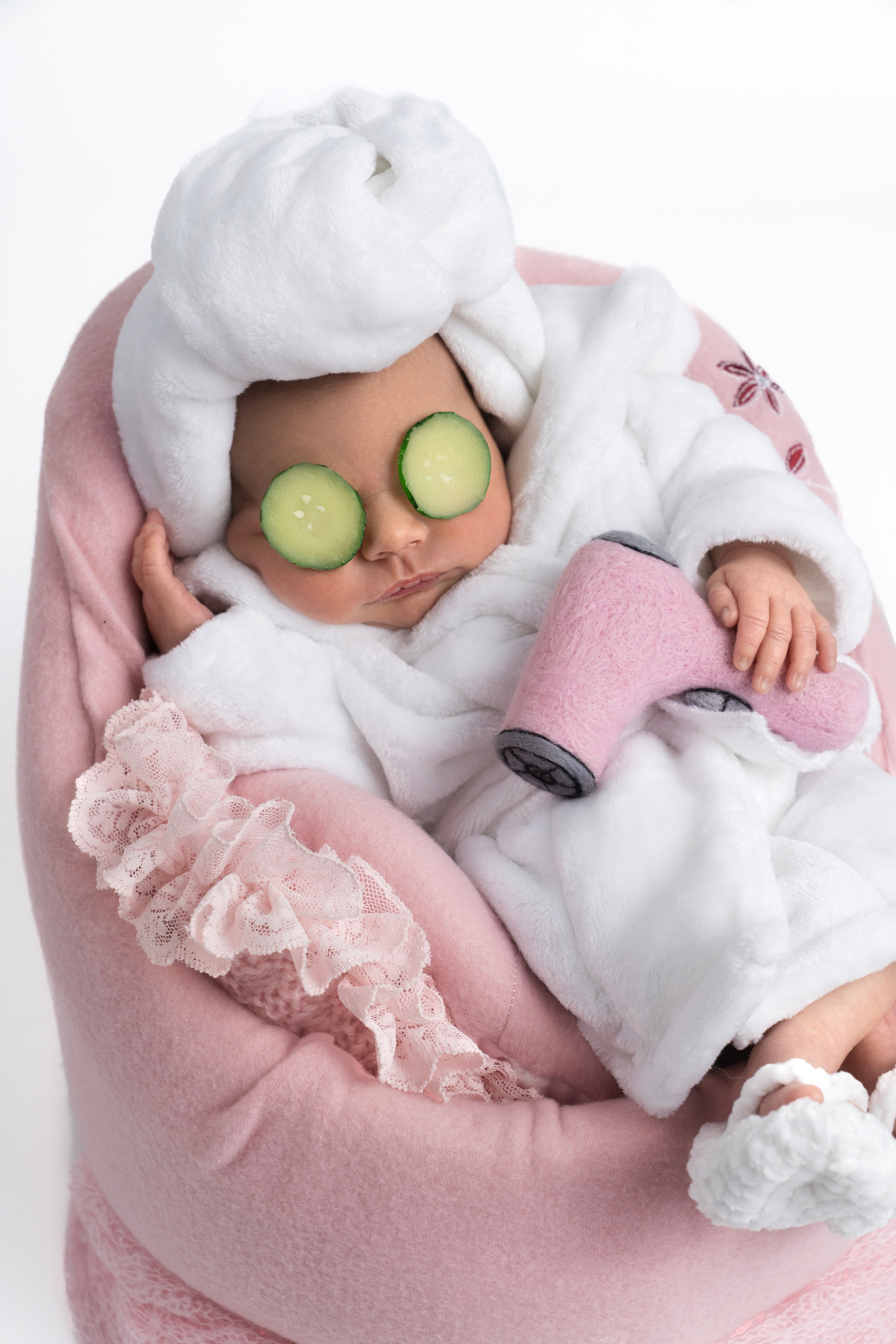 Фотосессия новорожденного (newborn). Фотограф новорожденных, детей до года и беременных в Симферополе