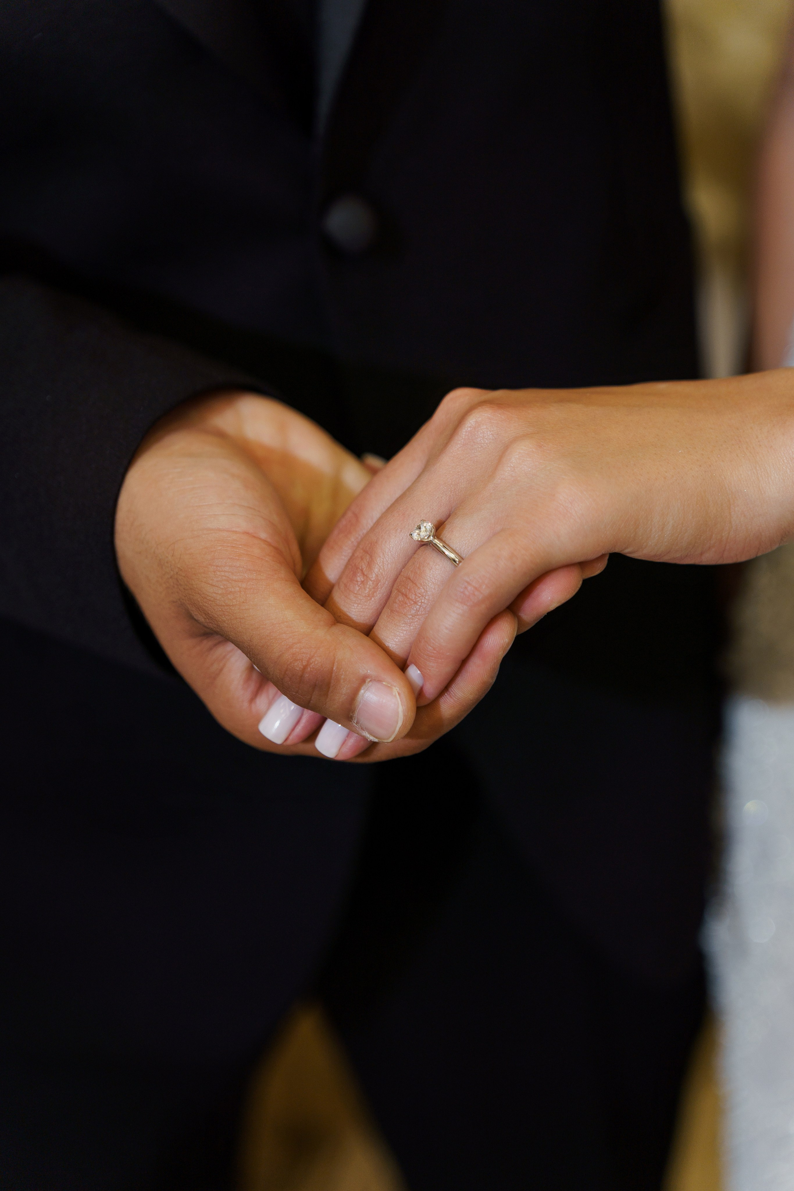 Сватовство в Краснодаре от лучших свадебных фотографов и операторов ТВИНС СТУДИО. ТВИНС СТУДИО — лучшие свадебные фотографы и видеографы в Краснодаре