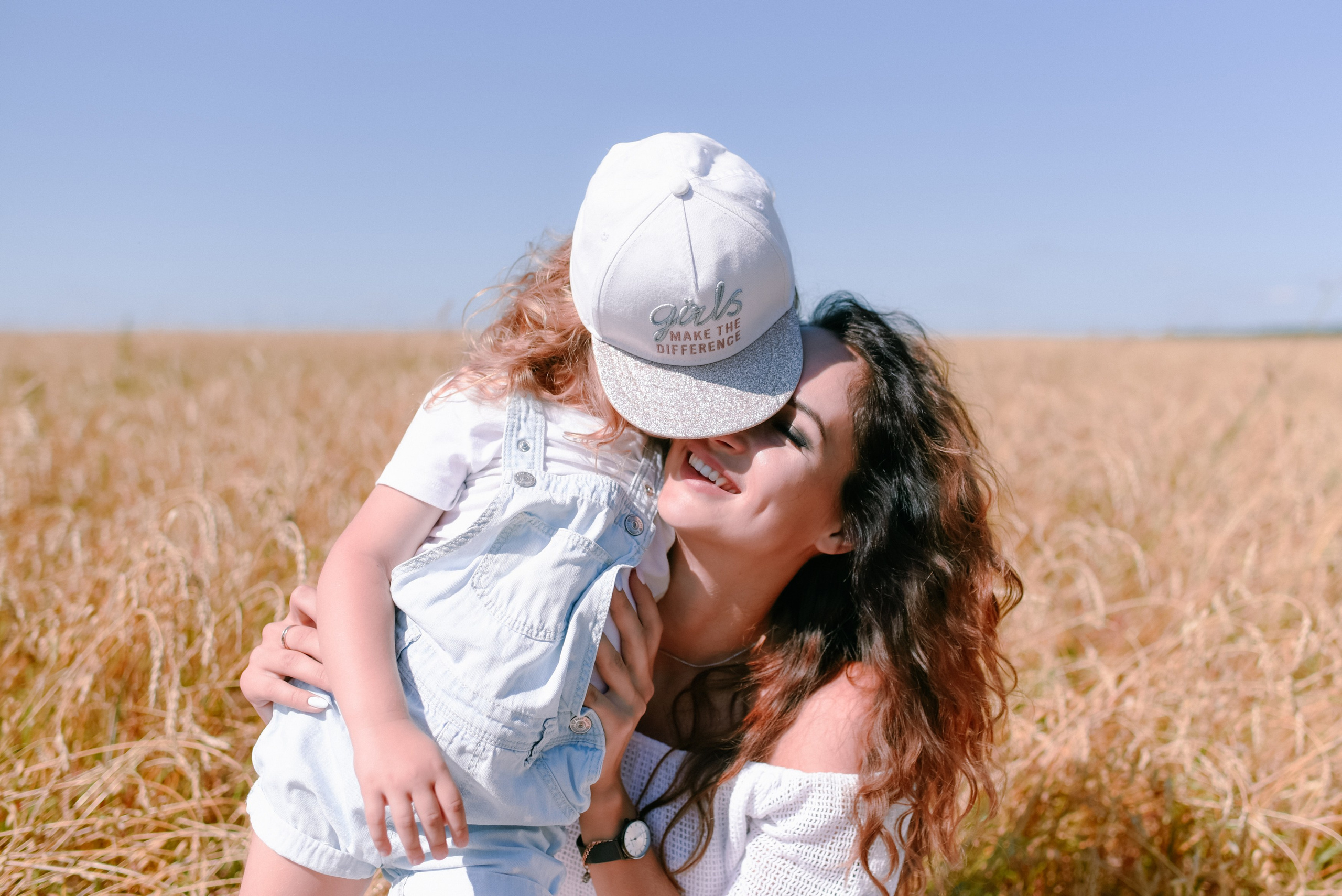 Евгений, Оля и Мия. Универсальный фотограф и видеограф