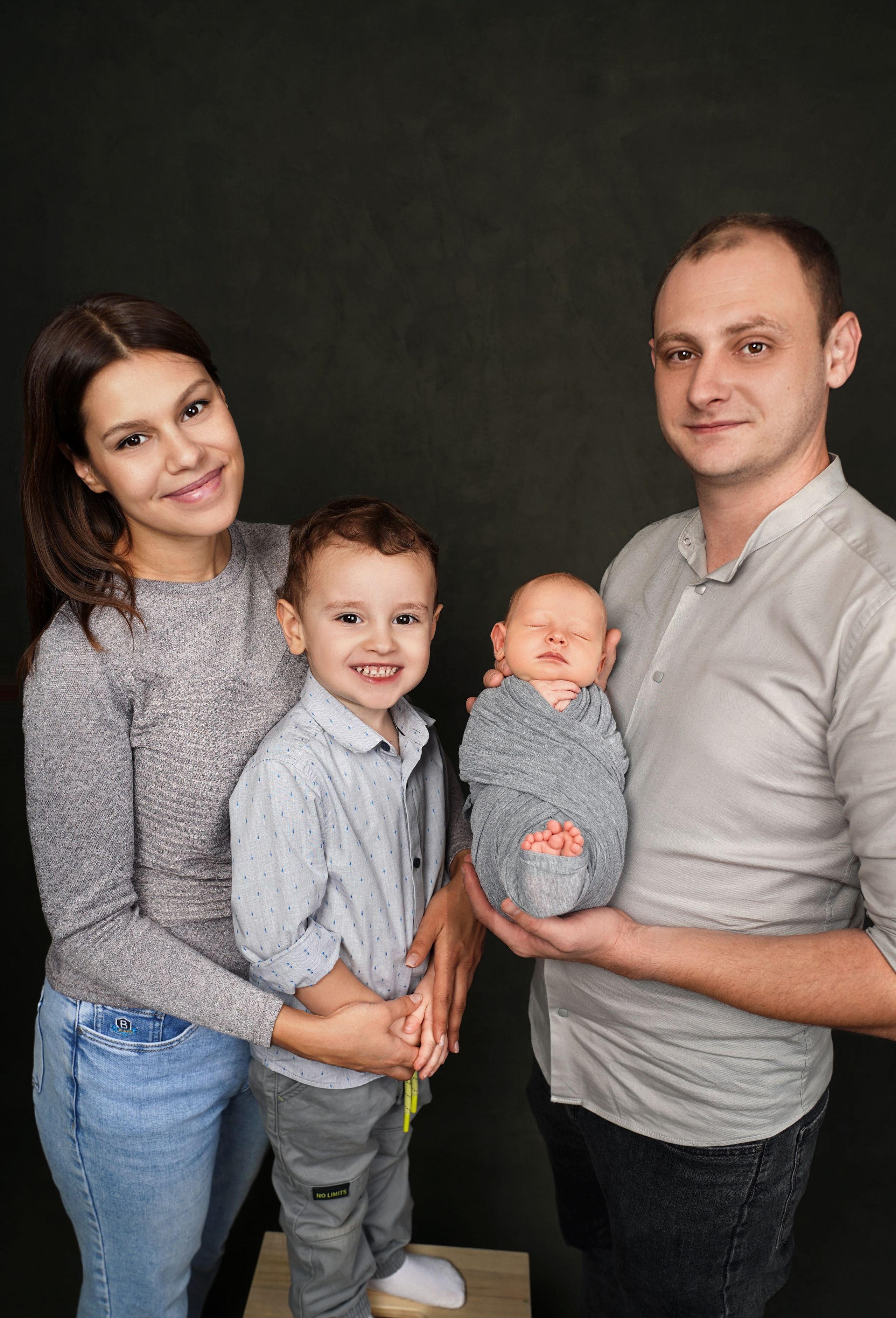 Фотосессия новорожденного (newborn). Фотограф новорожденных, детей до года и беременных в Симферополе