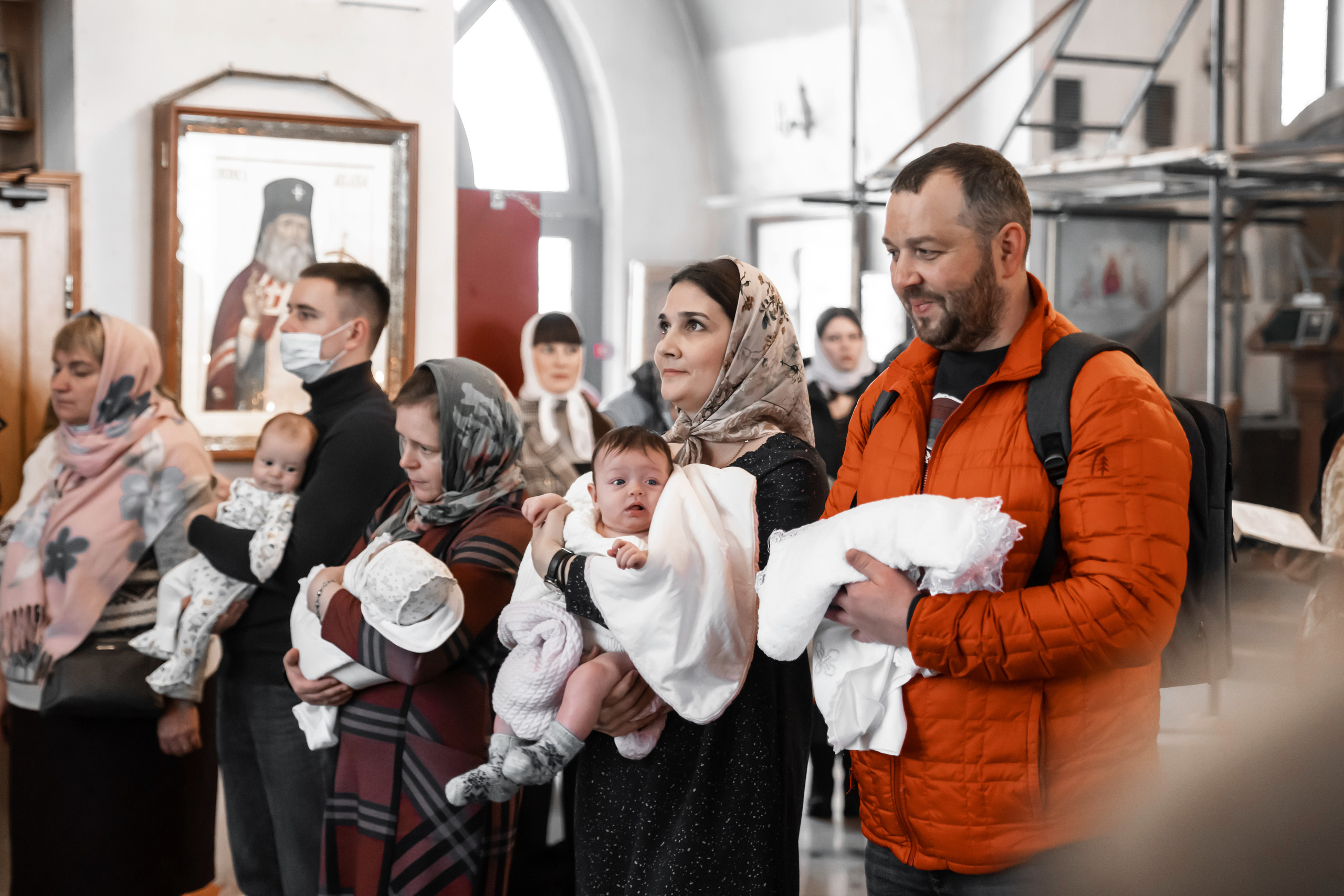 Таинство крещения. Фотограф Евгений Опарин