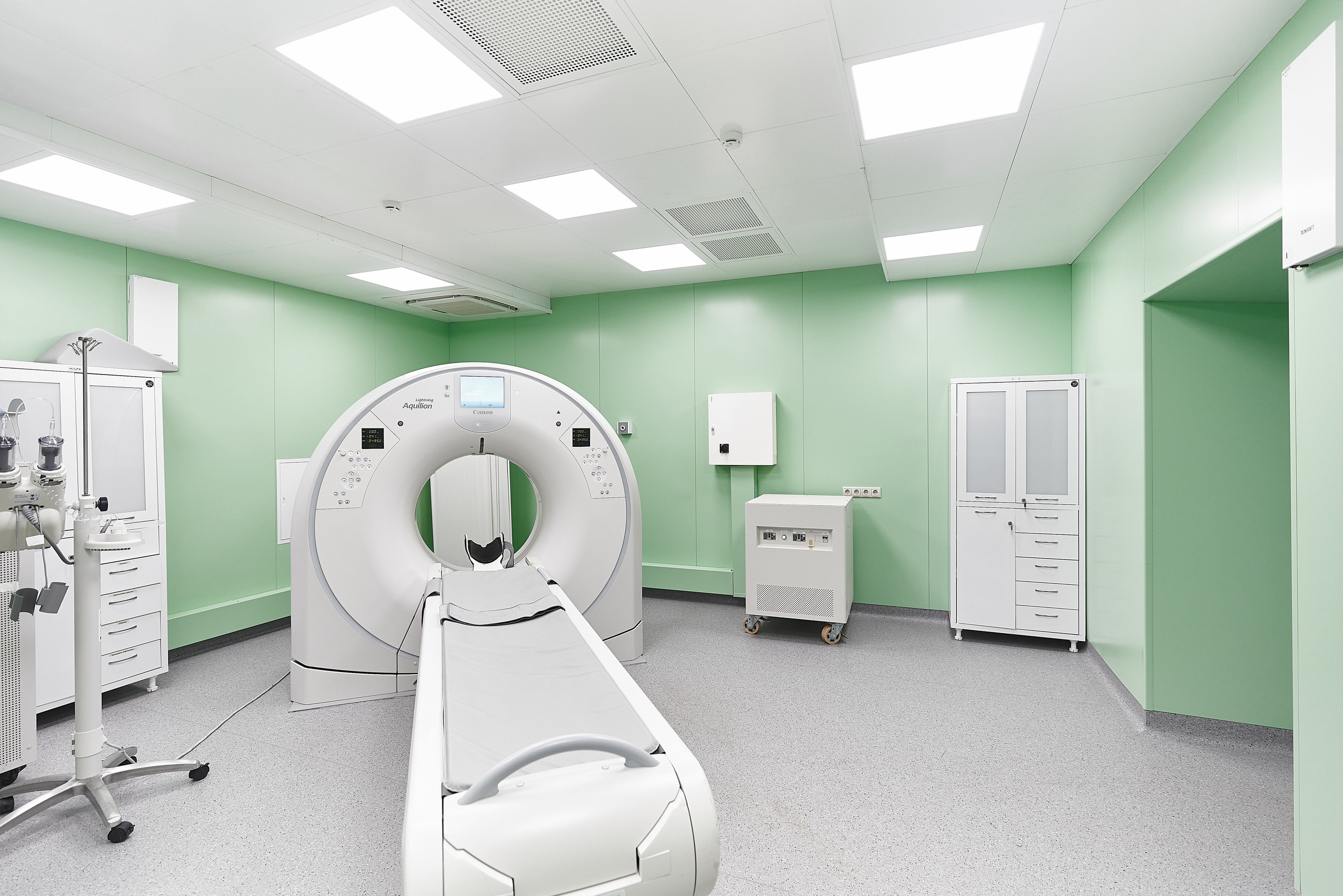 Кабинет компьютерной томографии в Дмитрове. Фотограф Евгений Опарин