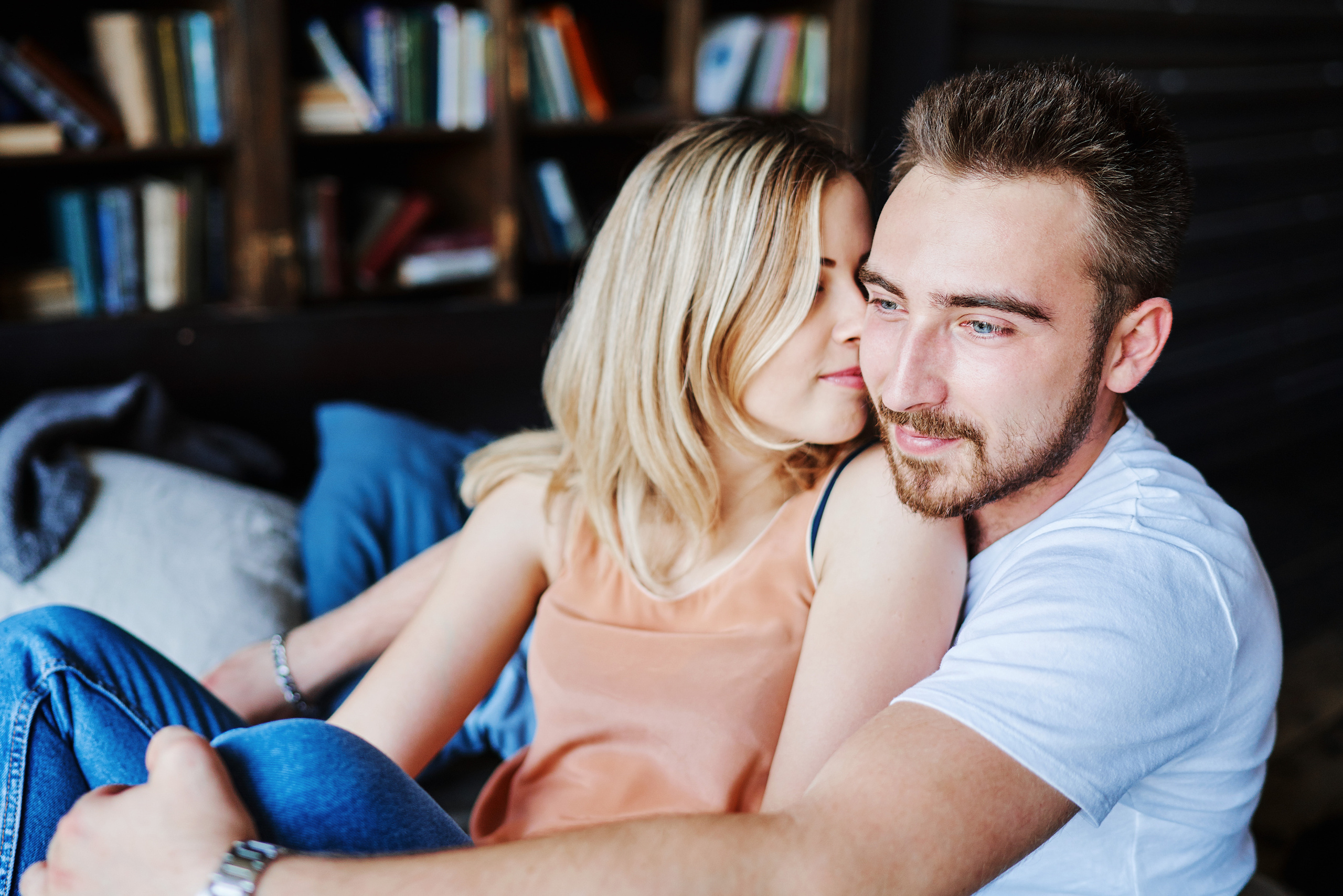 Семейная фотосессия в студии Москвы. Фотограф Евгений Опарин