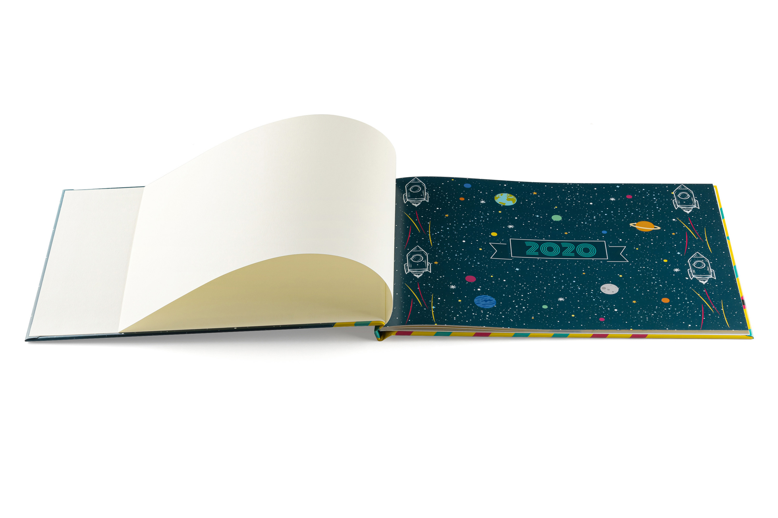 Книга в твердой обложке с журнальными листами