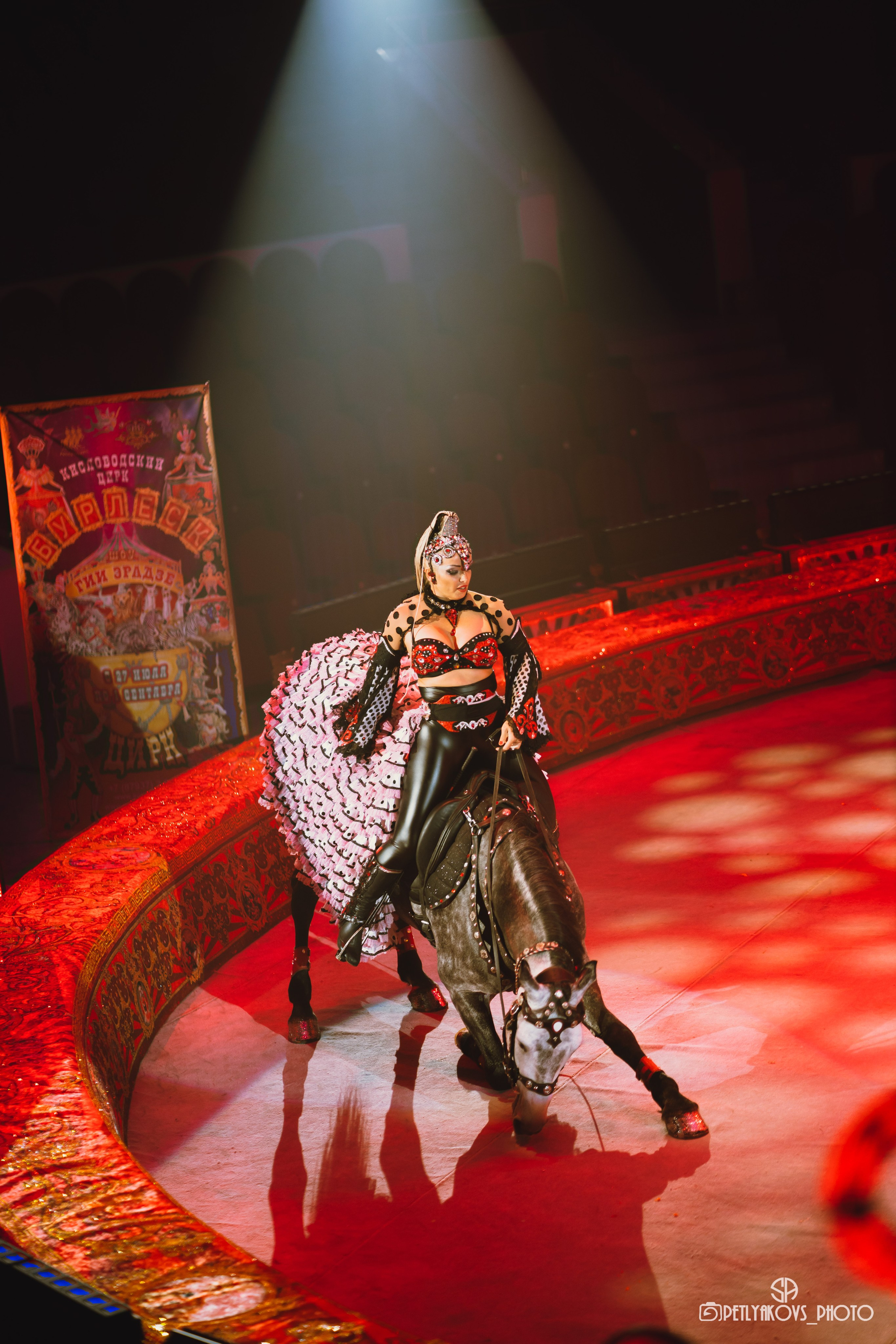 Пресс-конференция циркового шоу Гии Эрадзе «Бурлеск» (репортаж). Фотограф, видеограф Пятигорск, Ставрополь, Ессентуки, Petlyakovs_photo