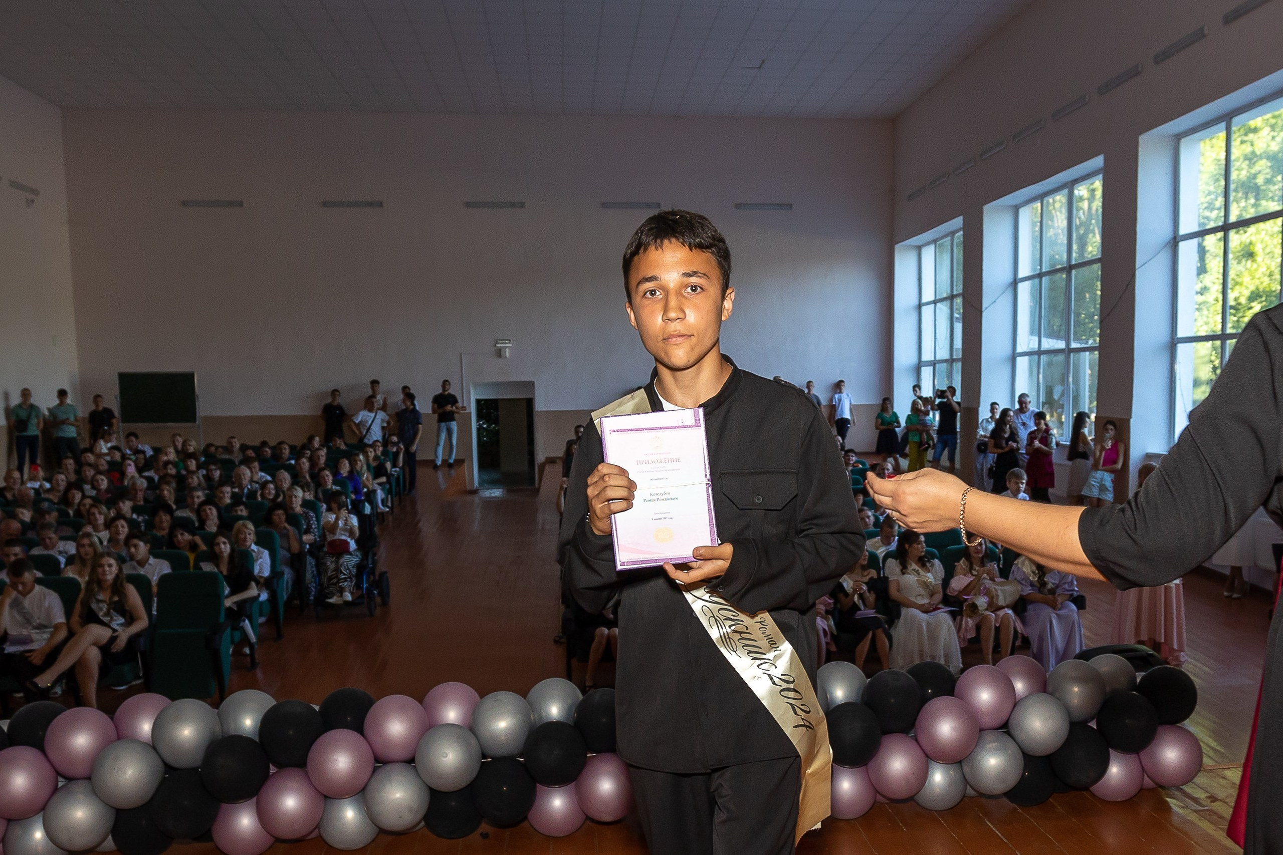 Вручение аттестата 2024 г. Выпускные альбомы Майкоп, Краснодар Елена Золотарева