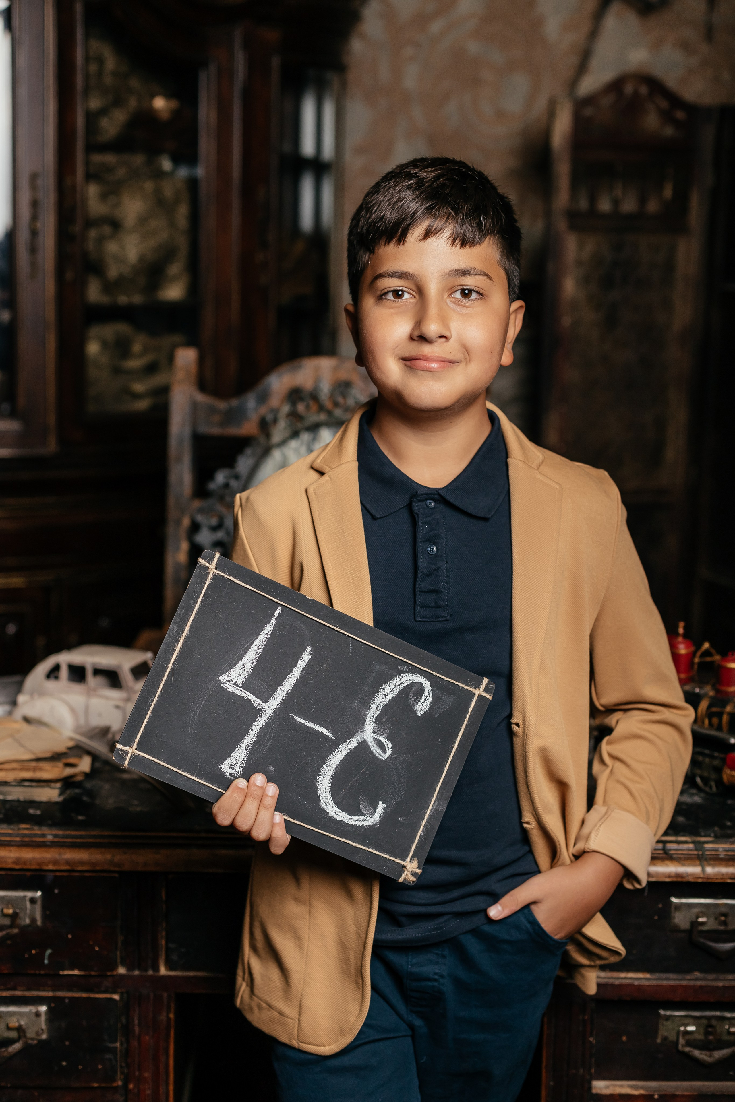 Цена на выпускные альбомы 4 класса. Выпускной альбом в Москве и Домодедово Вышка Школьный фотограф