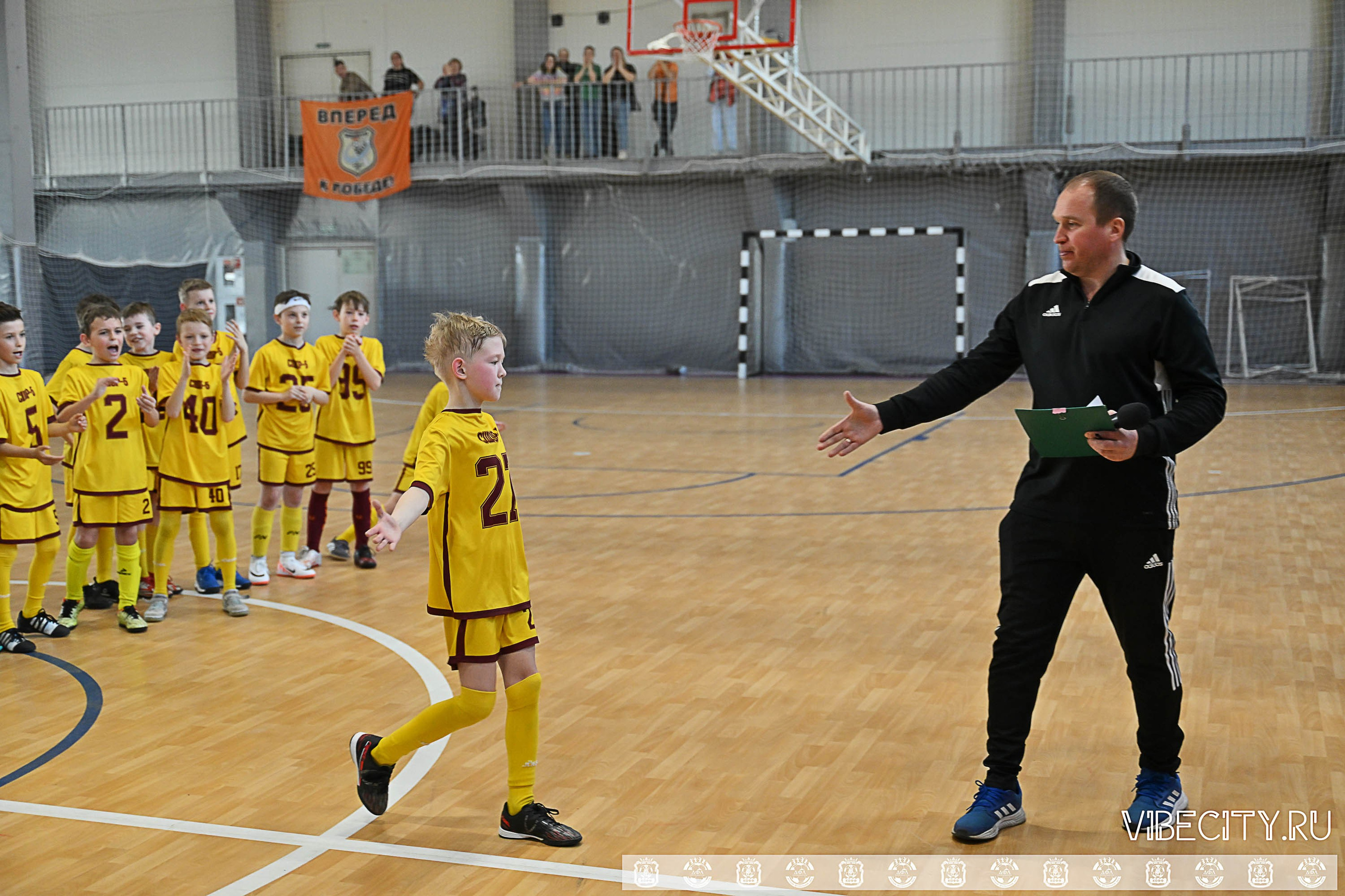 БАЛТИЙСКАЯ ЛИГА ПО ФУТЗАЛУ U10. VIBECITY.RU Вайб Сити Ру Фоторепортажи Фотоотчеты Калининград