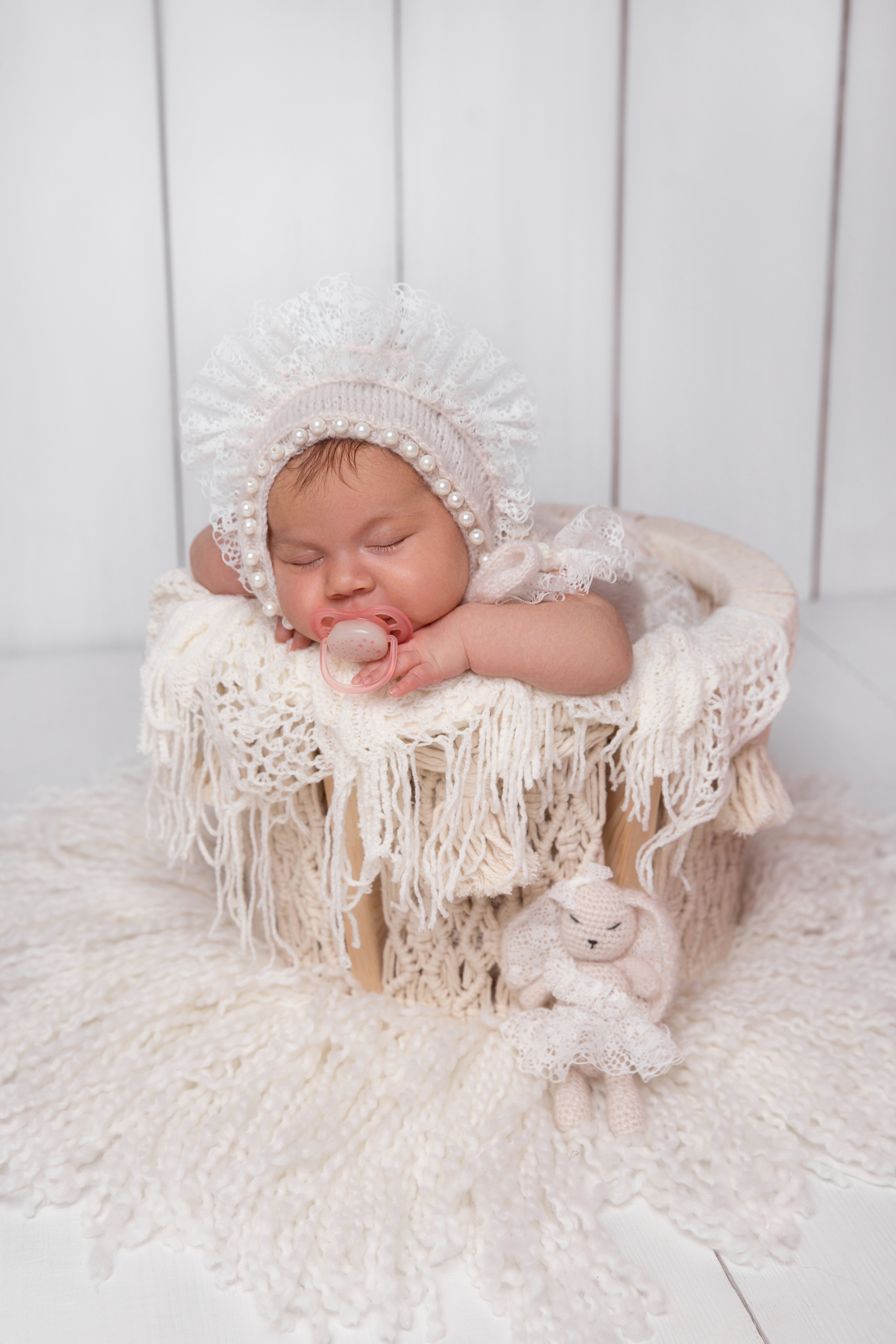 Фотосессия новорожденного (newborn). Фотограф новорожденных, детей до года и беременных в Симферополе