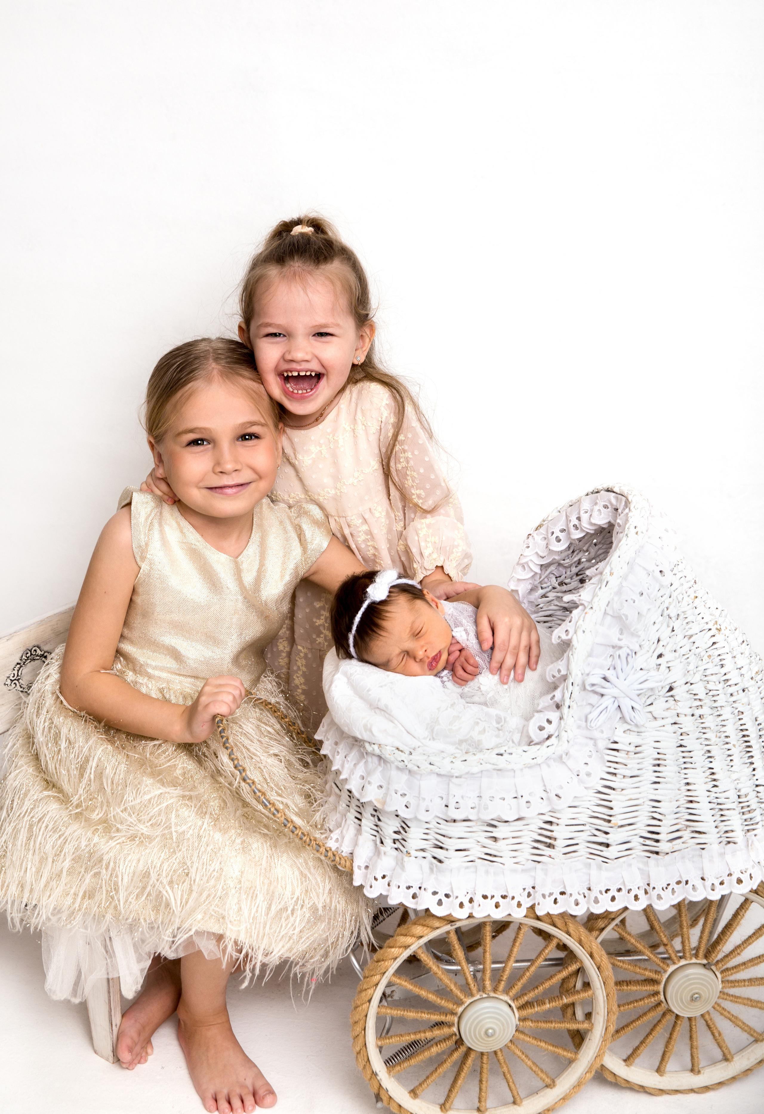 Фотосессия новорожденного (newborn). Фотограф новорожденных, детей до года и беременных в Симферополе