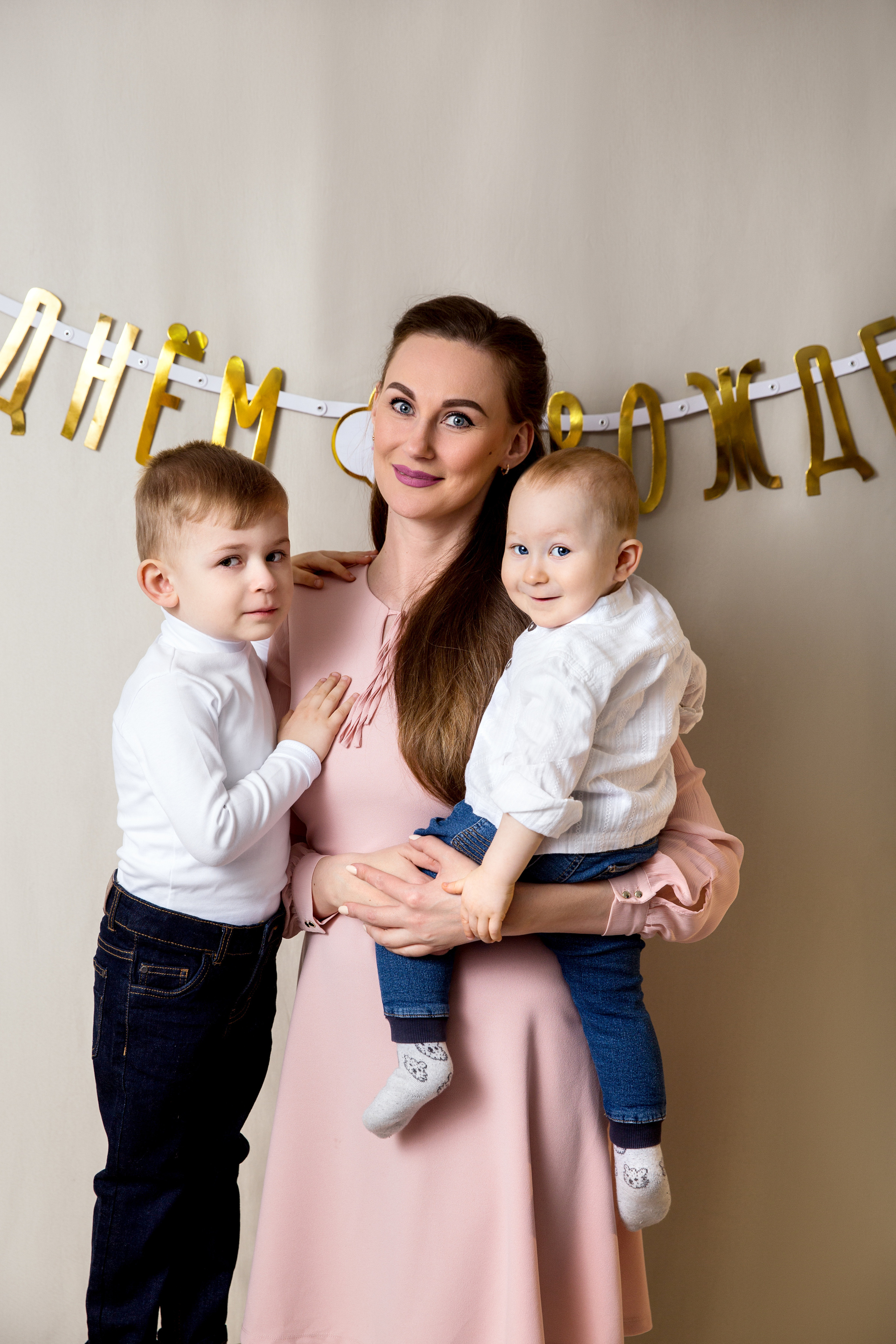 Фотосессия ГОДОВАСИЕ. Фотограф новорожденных, детей до года и беременных в Симферополе