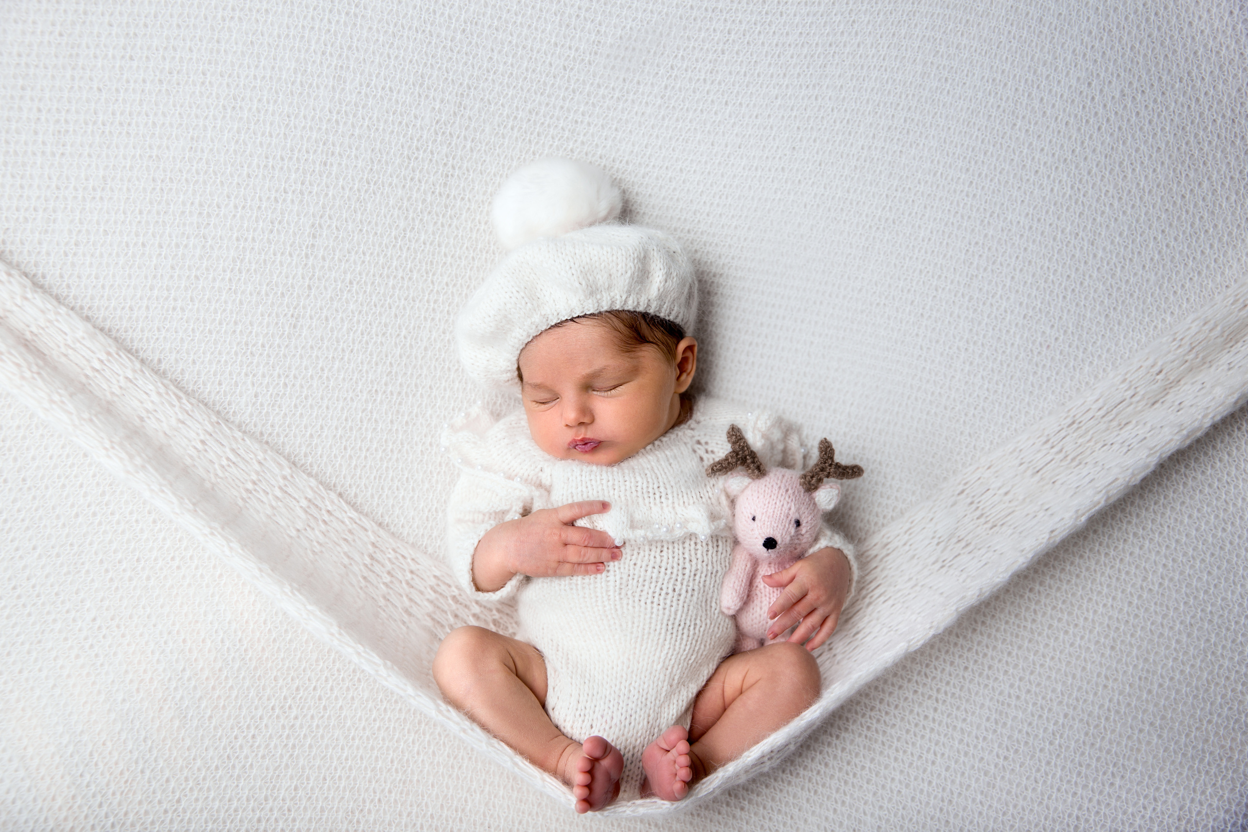 Фотосессия новорожденного (newborn). Фотограф новорожденных, детей до года и беременных в Симферополе