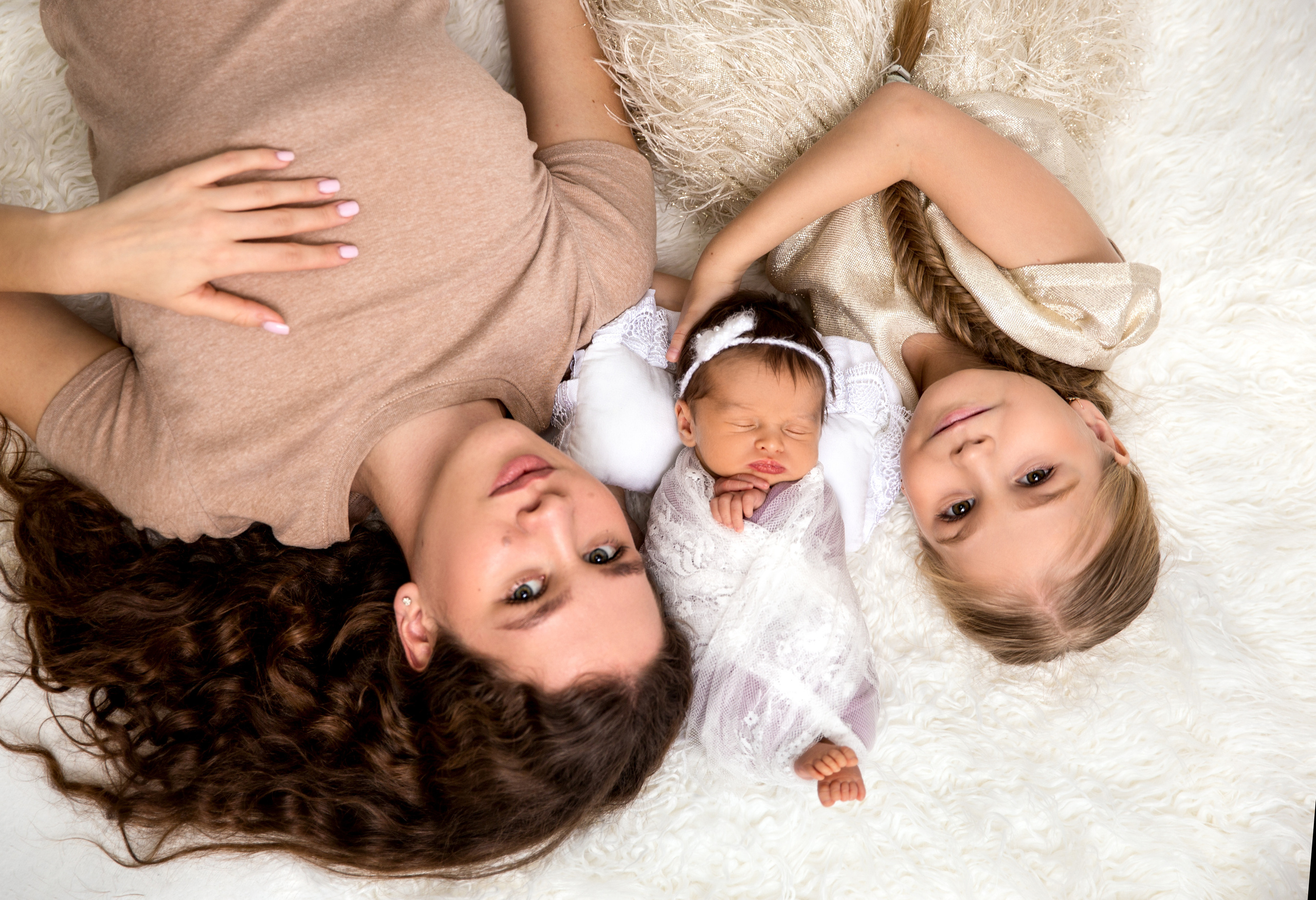 Фотосессия новорожденного (newborn). Фотограф новорожденных, детей до года и беременных в Симферополе