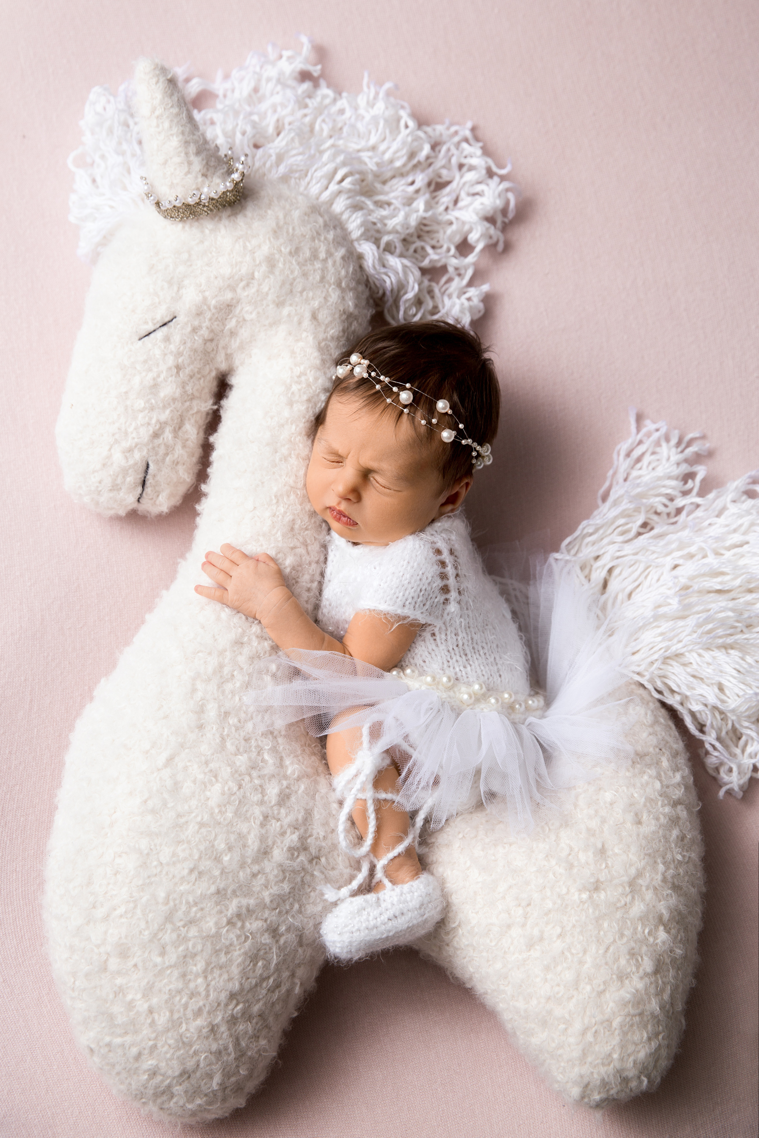 Фотосессия новорожденного (newborn). Фотограф новорожденных, детей до года и беременных в Симферополе