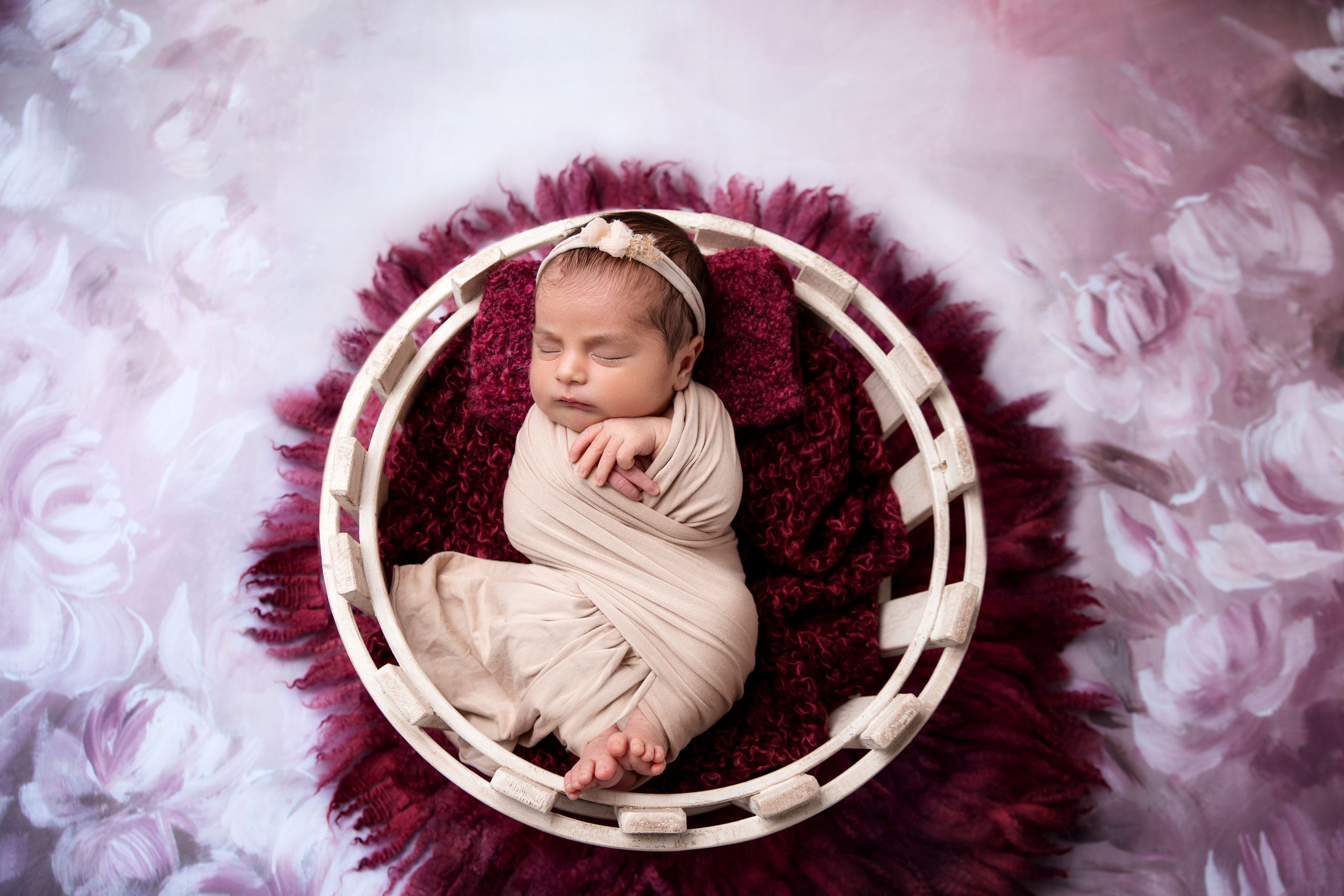 Фотосессия новорожденного (newborn). Фотограф новорожденных, детей до года и беременных в Симферополе