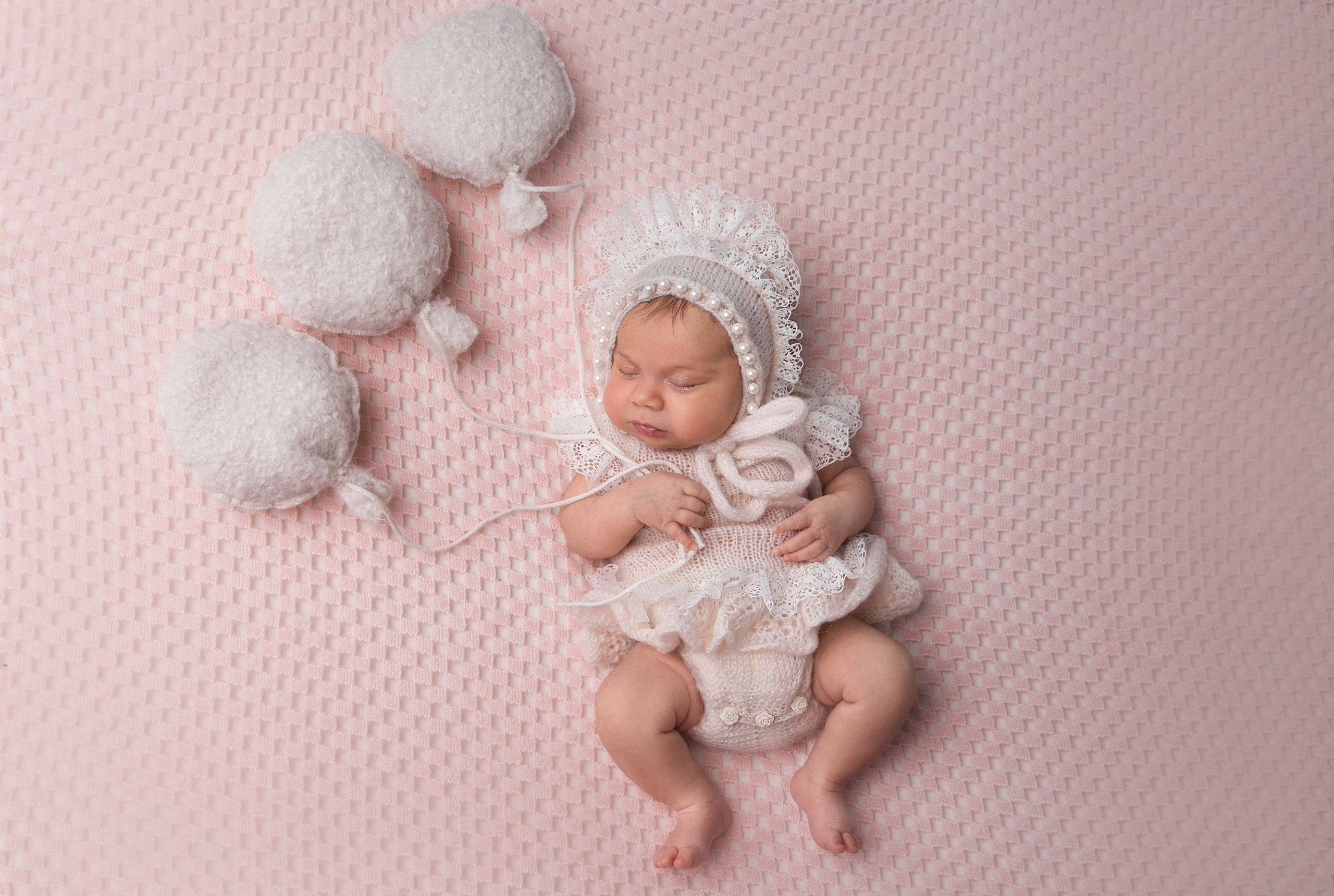 Фотосессия новорожденного (newborn). Фотограф новорожденных, детей до года и беременных в Симферополе
