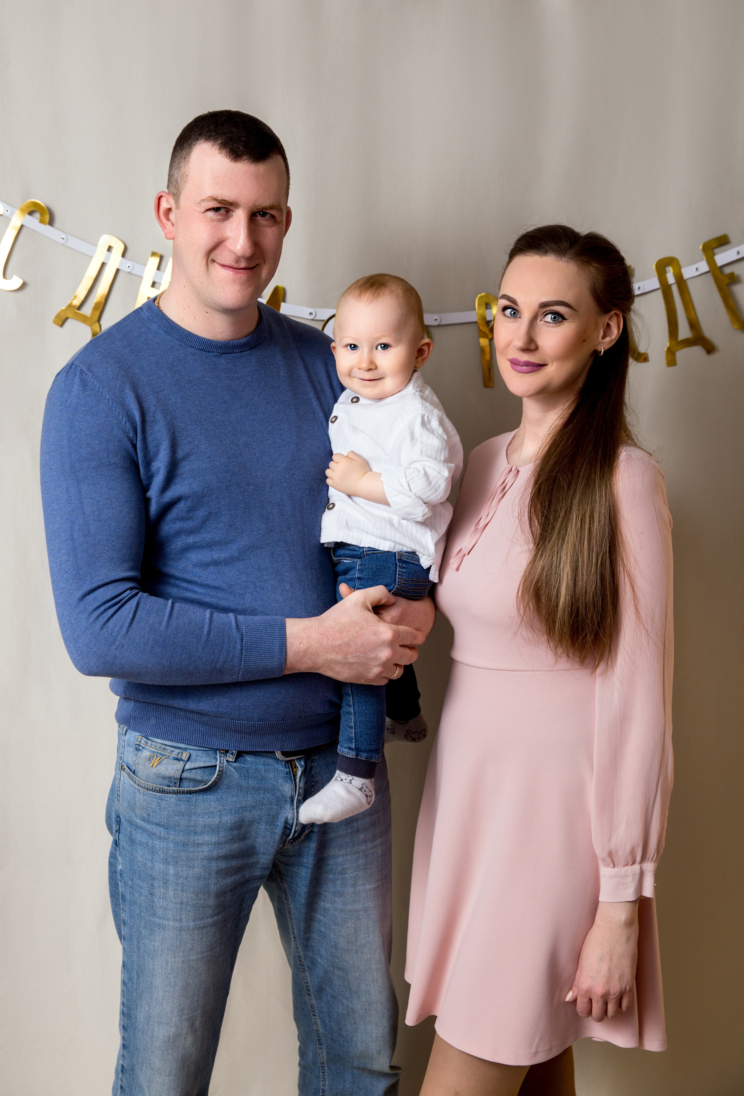 Фотосессия ГОДОВАСИЕ. Фотограф новорожденных, детей до года и беременных в Симферополе