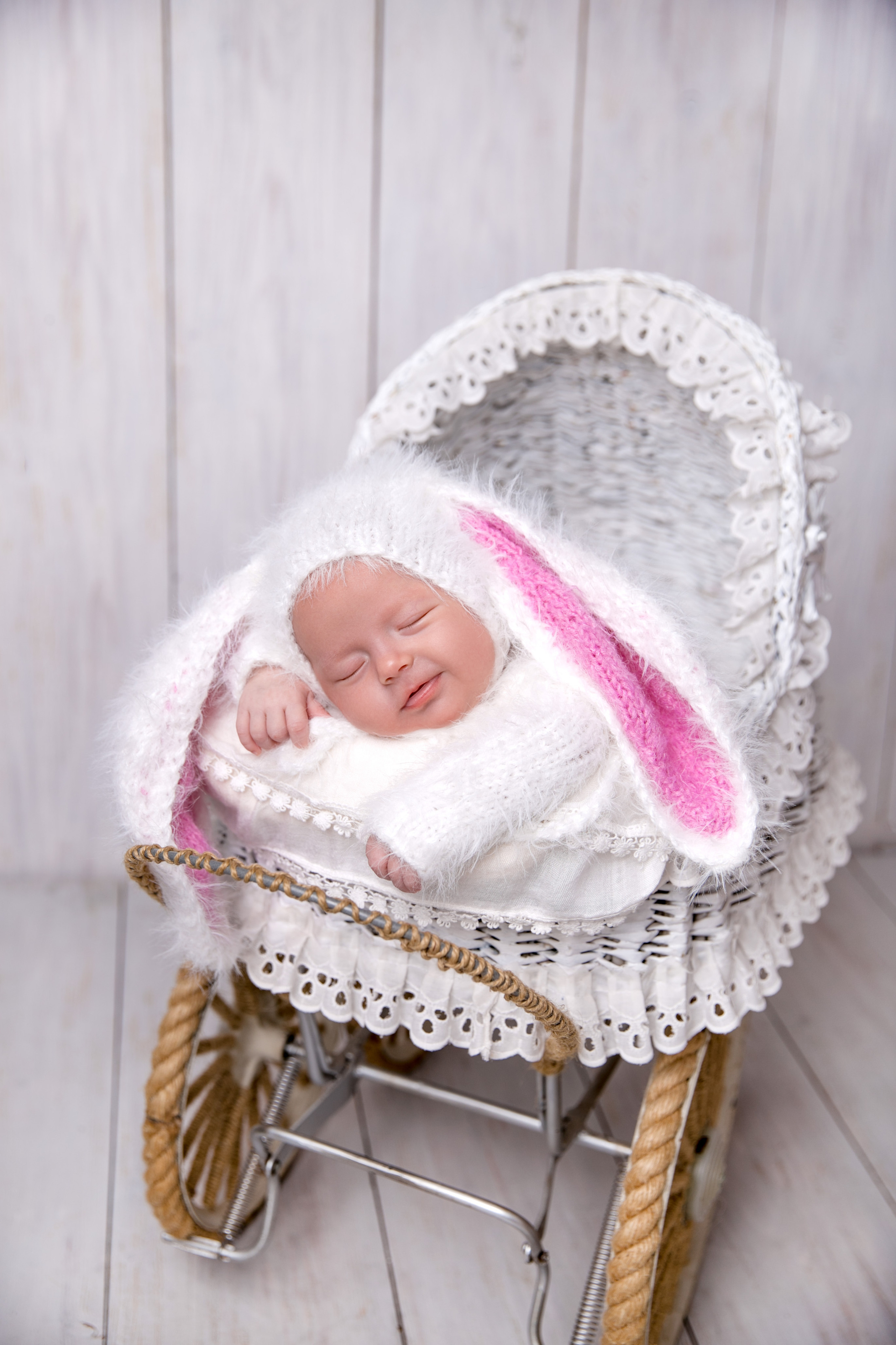 Фотосессия новорожденного (newborn). Фотограф новорожденных, детей до года и беременных в Симферополе