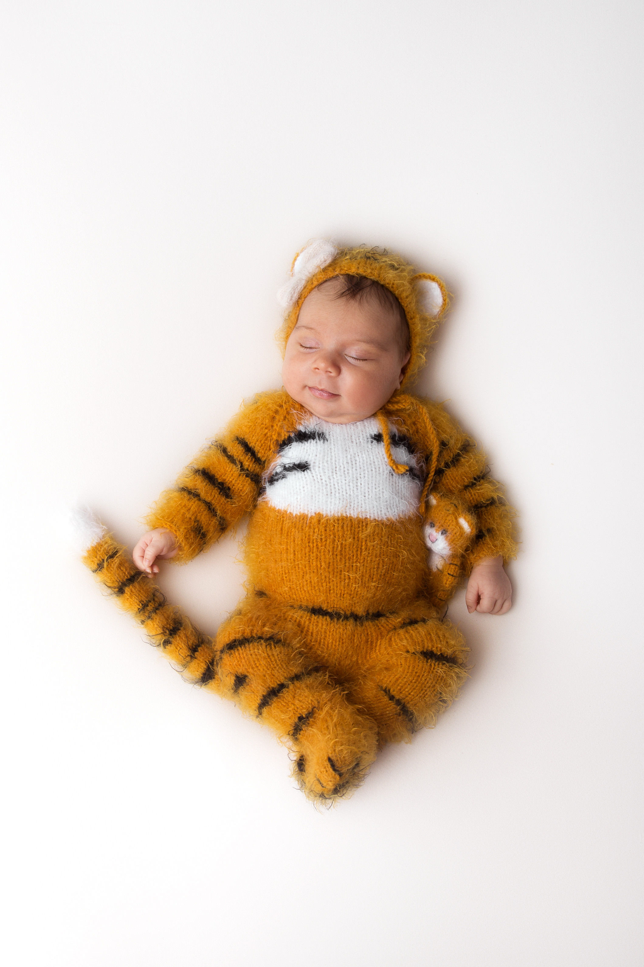 Фотосессия новорожденного (newborn). Фотограф новорожденных, детей до года и беременных в Симферополе