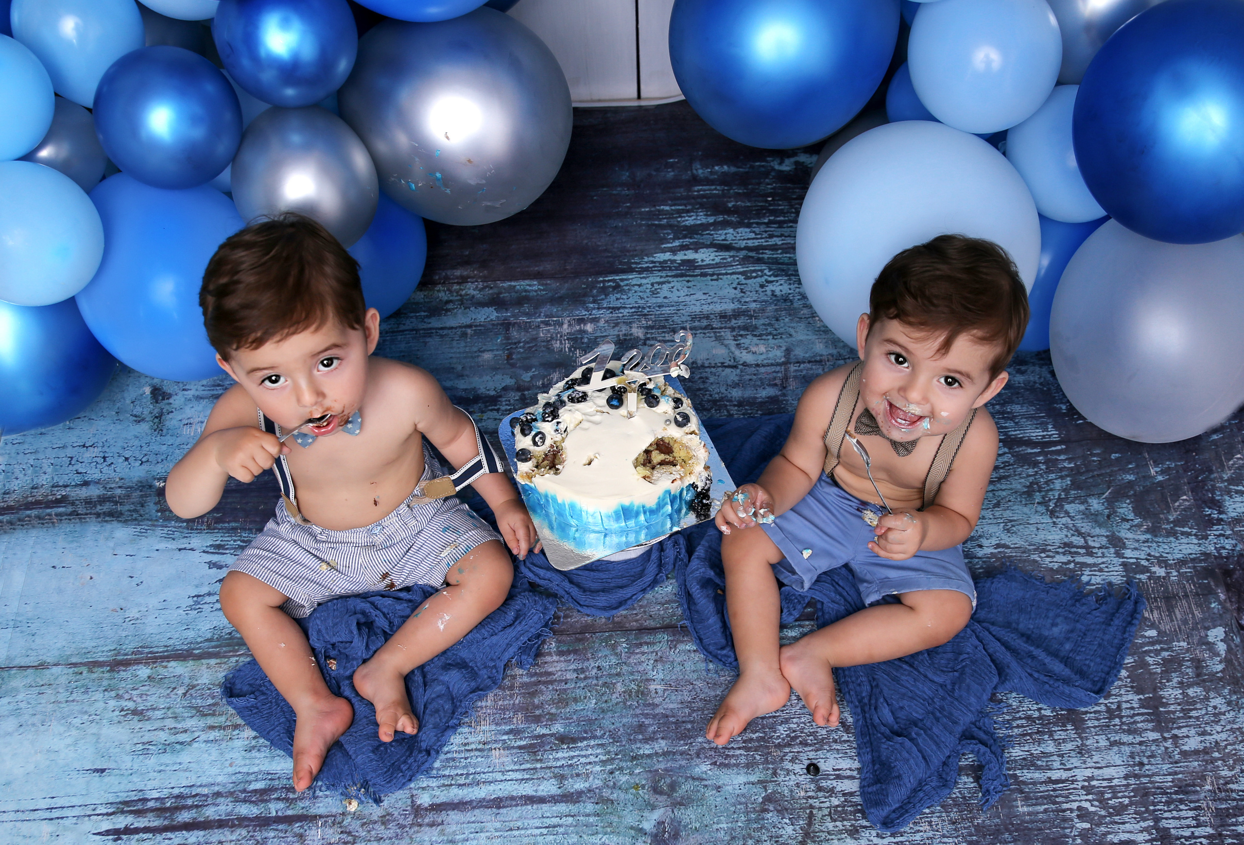 Фотосессия ГОДОВАСИЕ. Фотограф новорожденных, детей до года и беременных в Симферополе