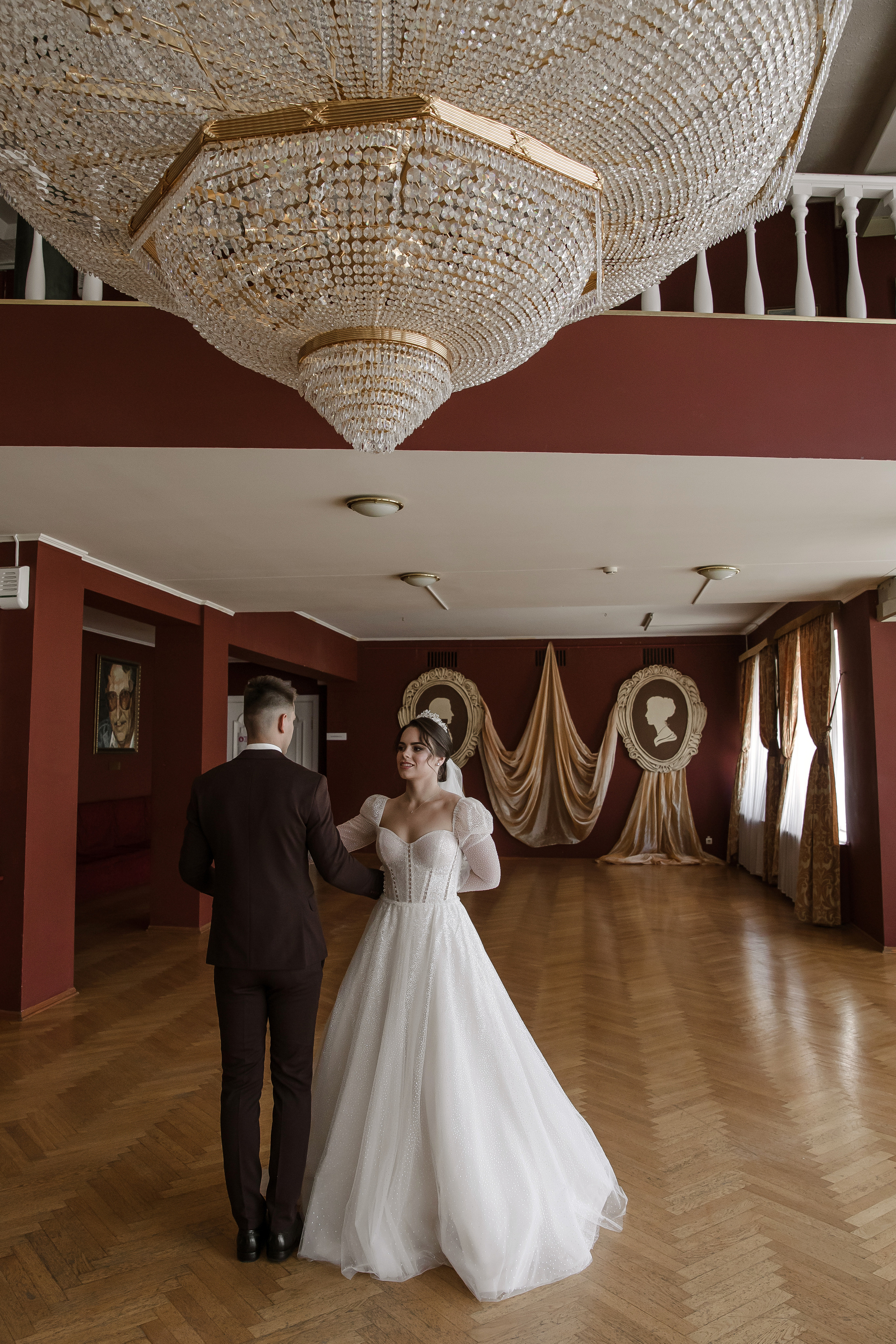 Свадебная фотосессия Даши и Юры в Тольятти. Свадебный и семейный фотограф в Самаре и Тольятти | Елена Топанцева