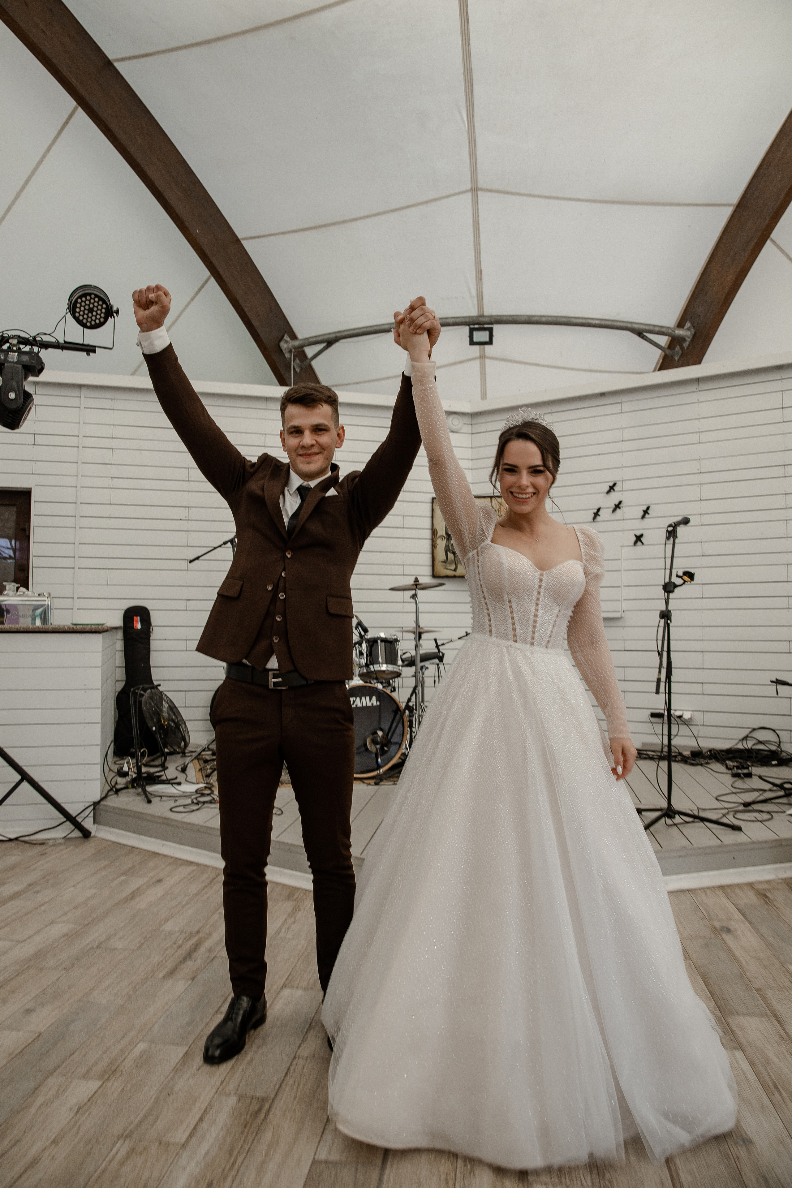 Свадебная фотосессия Даши и Юры в Тольятти. Свадебный и семейный фотограф в Самаре и Тольятти | Елена Топанцева