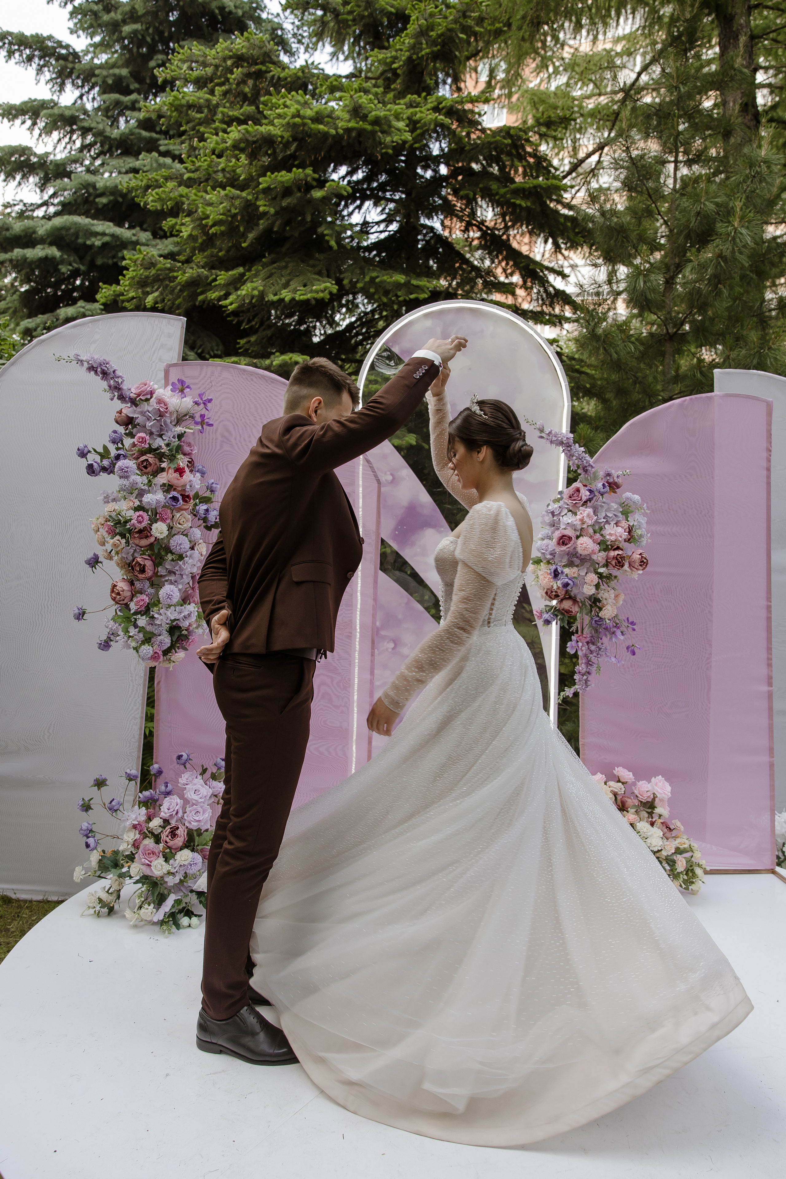 Свадебная фотосессия Даши и Юры в Тольятти. Свадебный и семейный фотограф в Самаре и Тольятти | Елена Топанцева