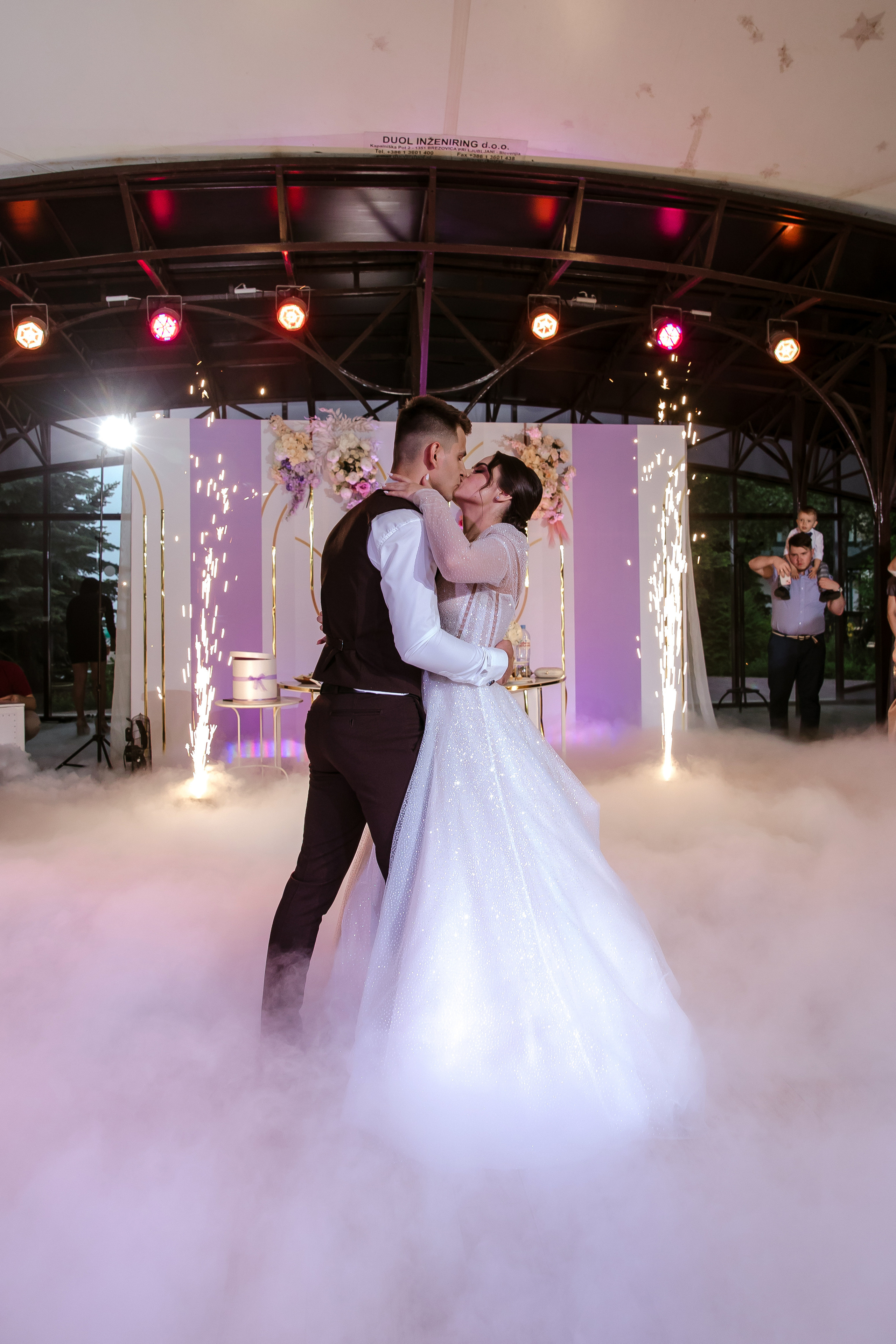 Свадебная фотосессия Даши и Юры в Тольятти. Свадебный и семейный фотограф в Самаре и Тольятти | Елена Топанцева