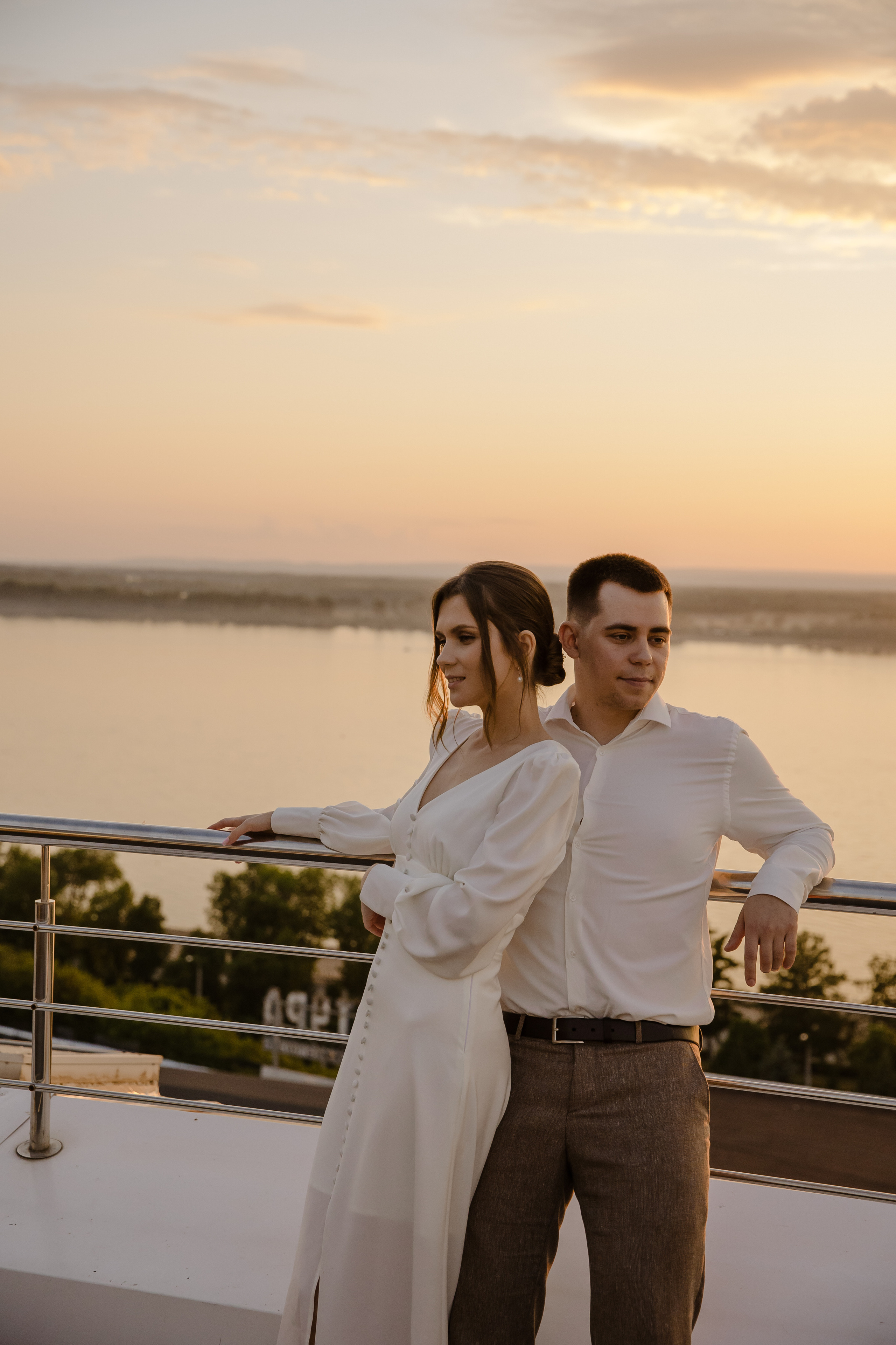 Свадебная фотосессия Полины и Лёши в городе Самаре. Свадебный и семейный фотограф в Самаре и Тольятти | Елена Топанцева