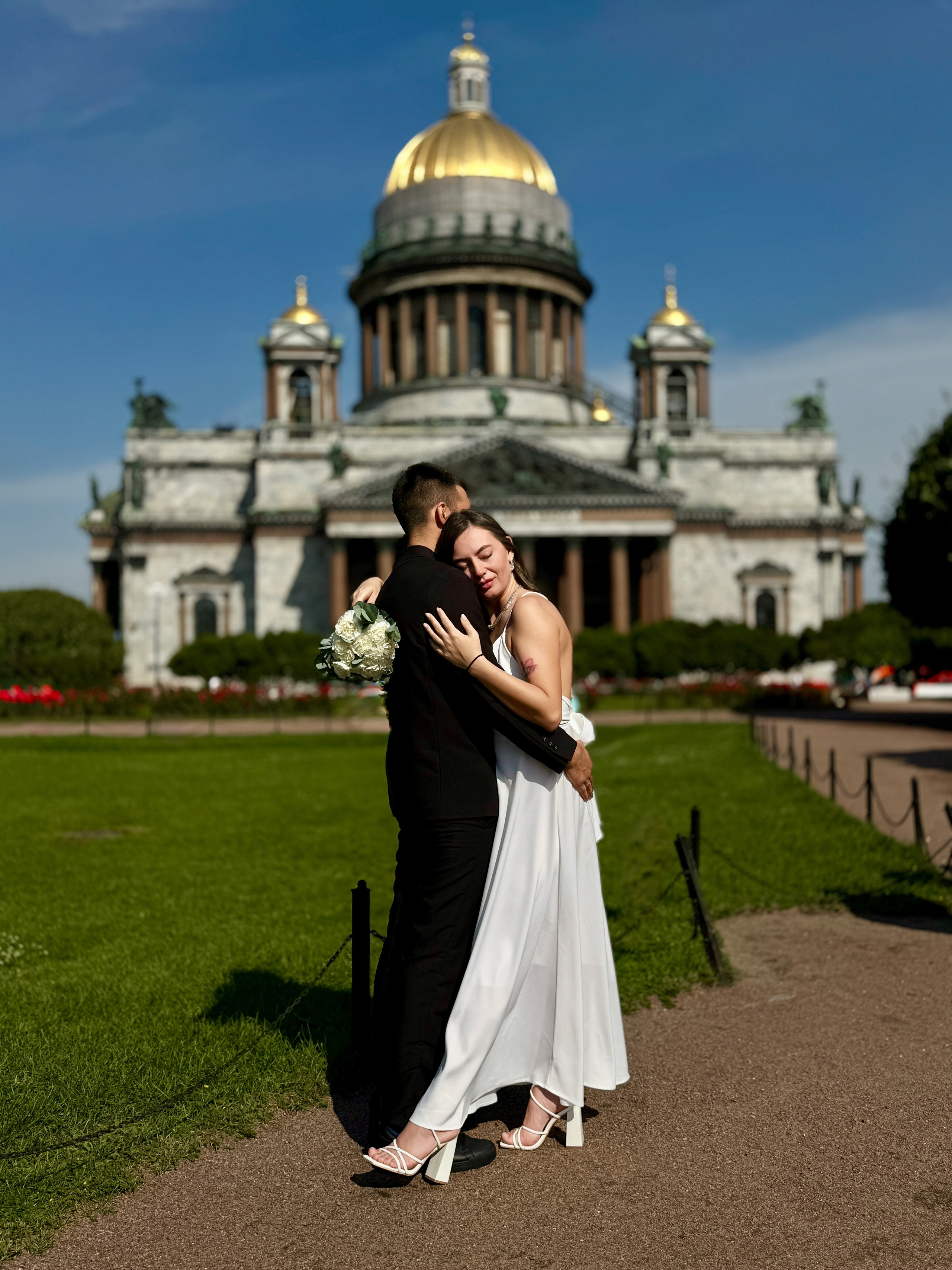 Свадьба на айфон во дворце на Английской набережной и фотосессия в Санкт-Петербурге. Фотограф Алексей Лукин. Свадьба, мероприятие, корпоратив, юбилей, фотосессия, портрет. Фотосъёмка в Санкт-Петербурге. Ретушь фотографий