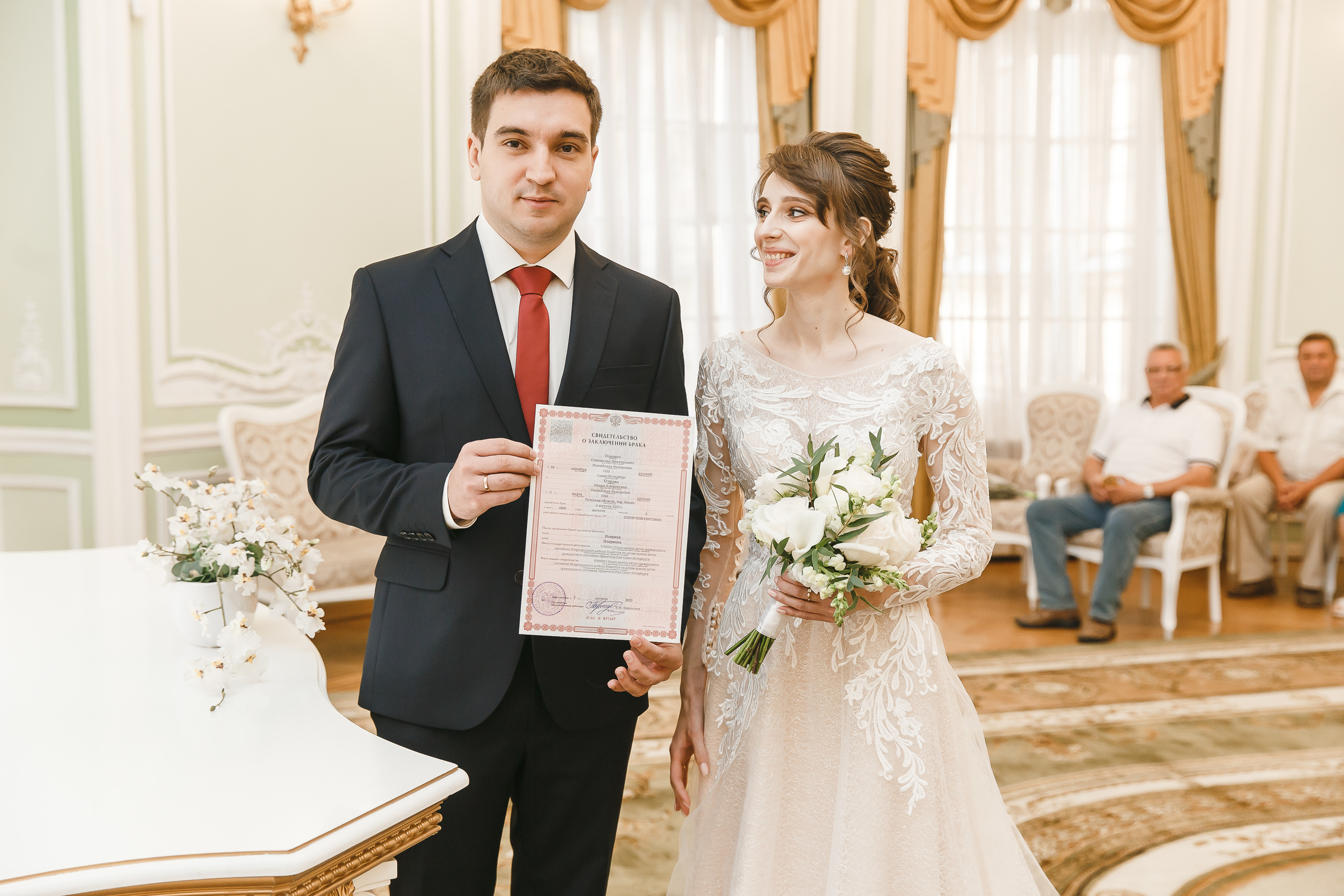 Свадебная фотосессия в Петроградском ЗАГСе